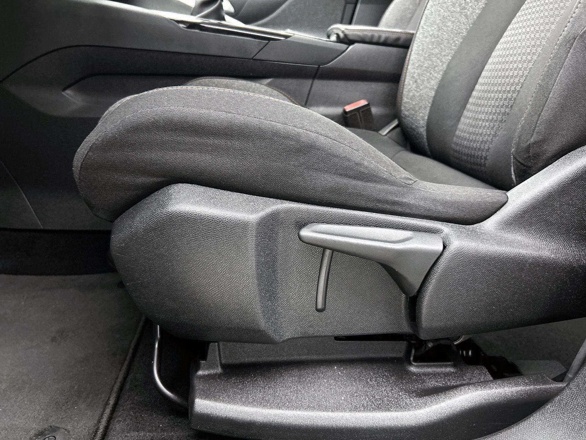 Peugeot-5008-image-32
