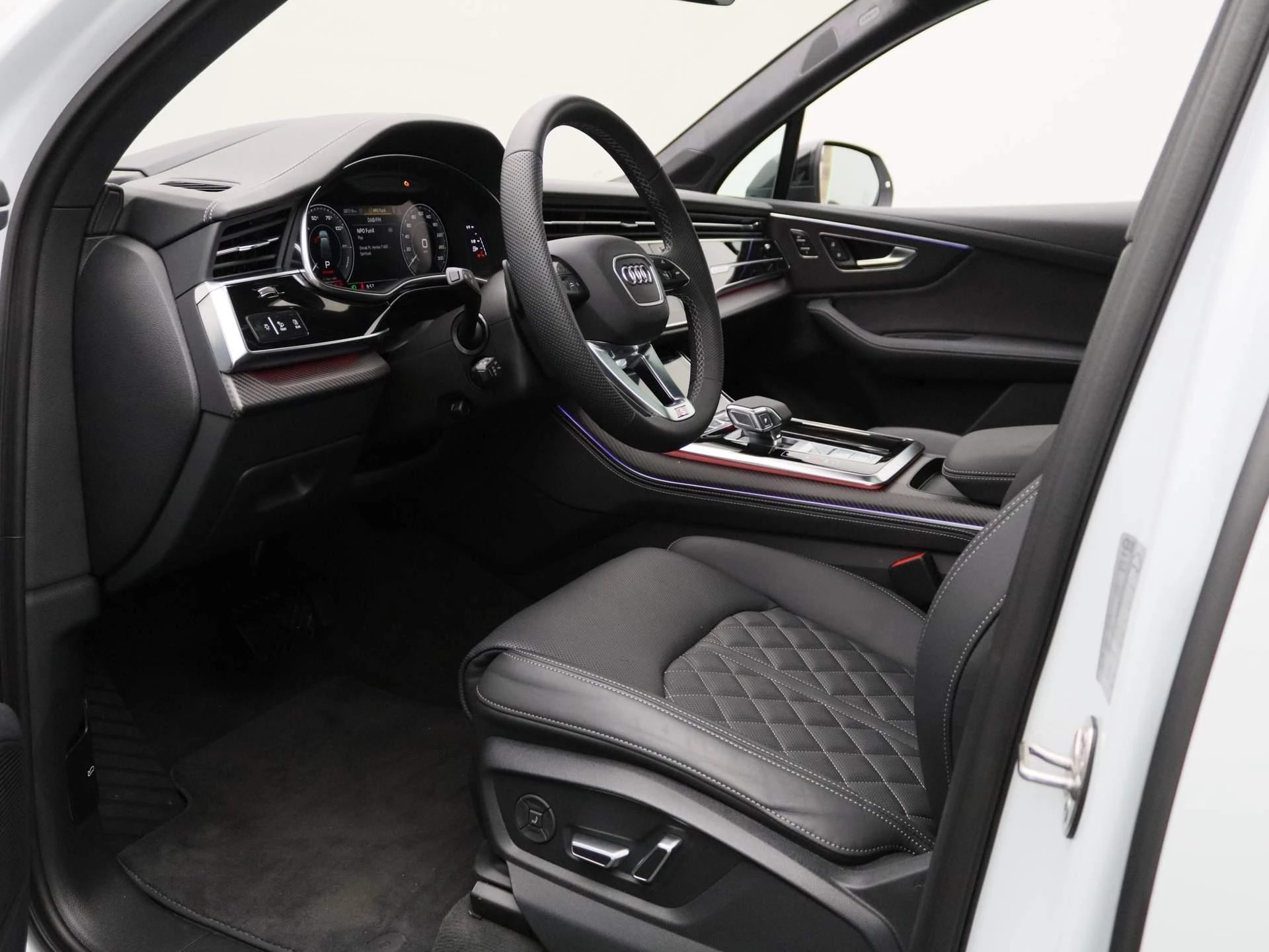Audi-Q7-image-16