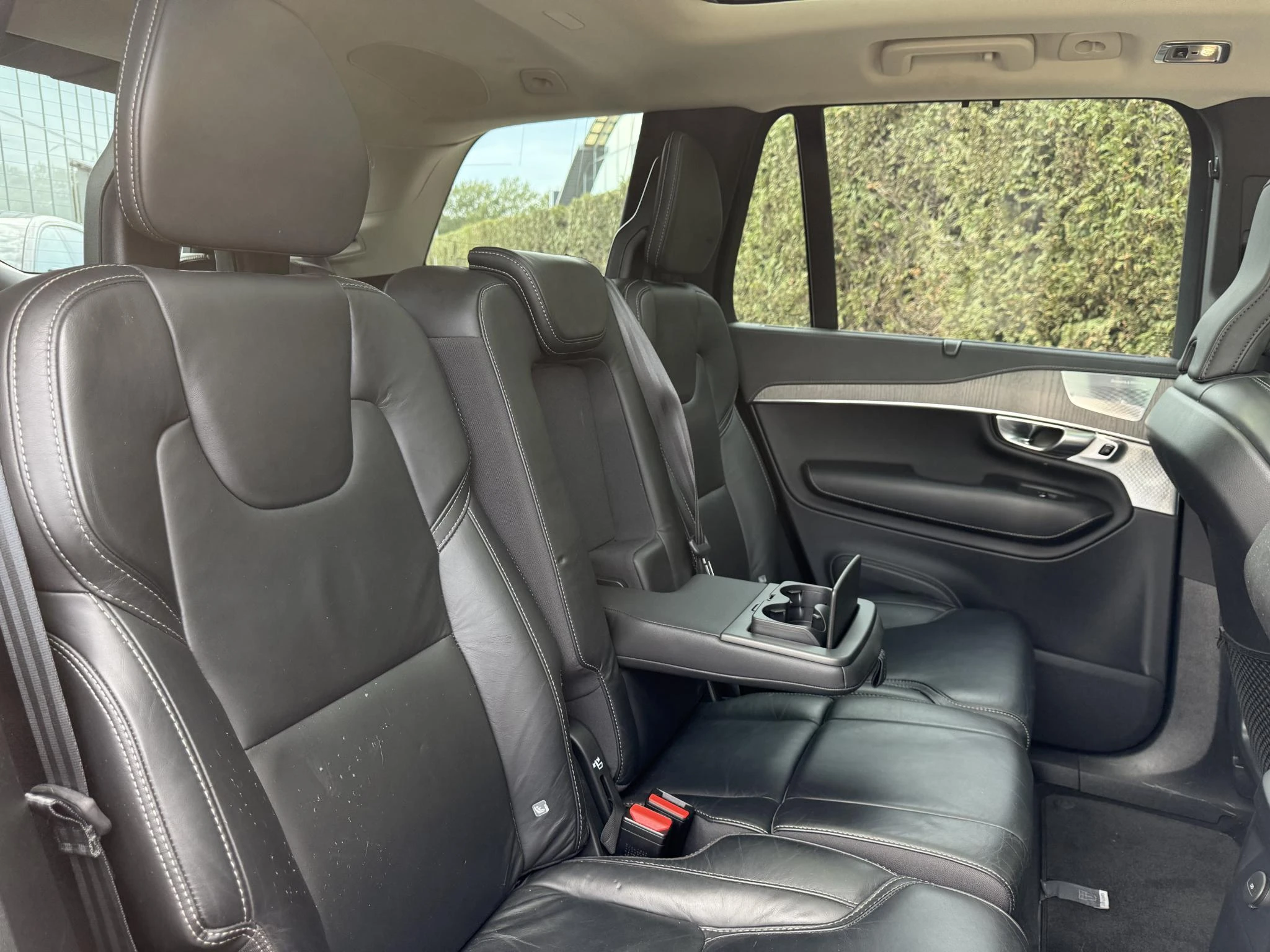 Volvo-XC90-image-12