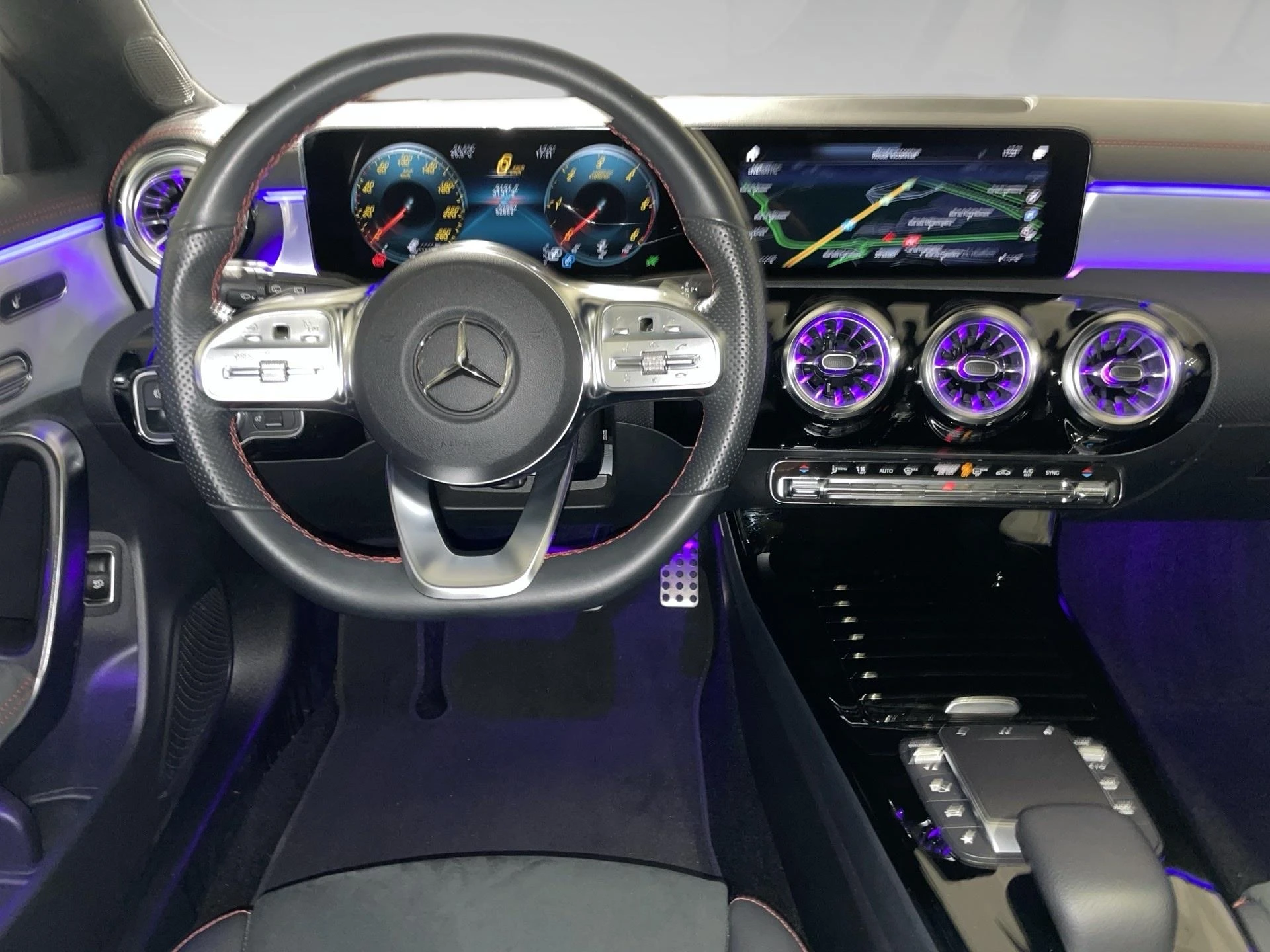 Mercedes-Benz-CLA-image-5