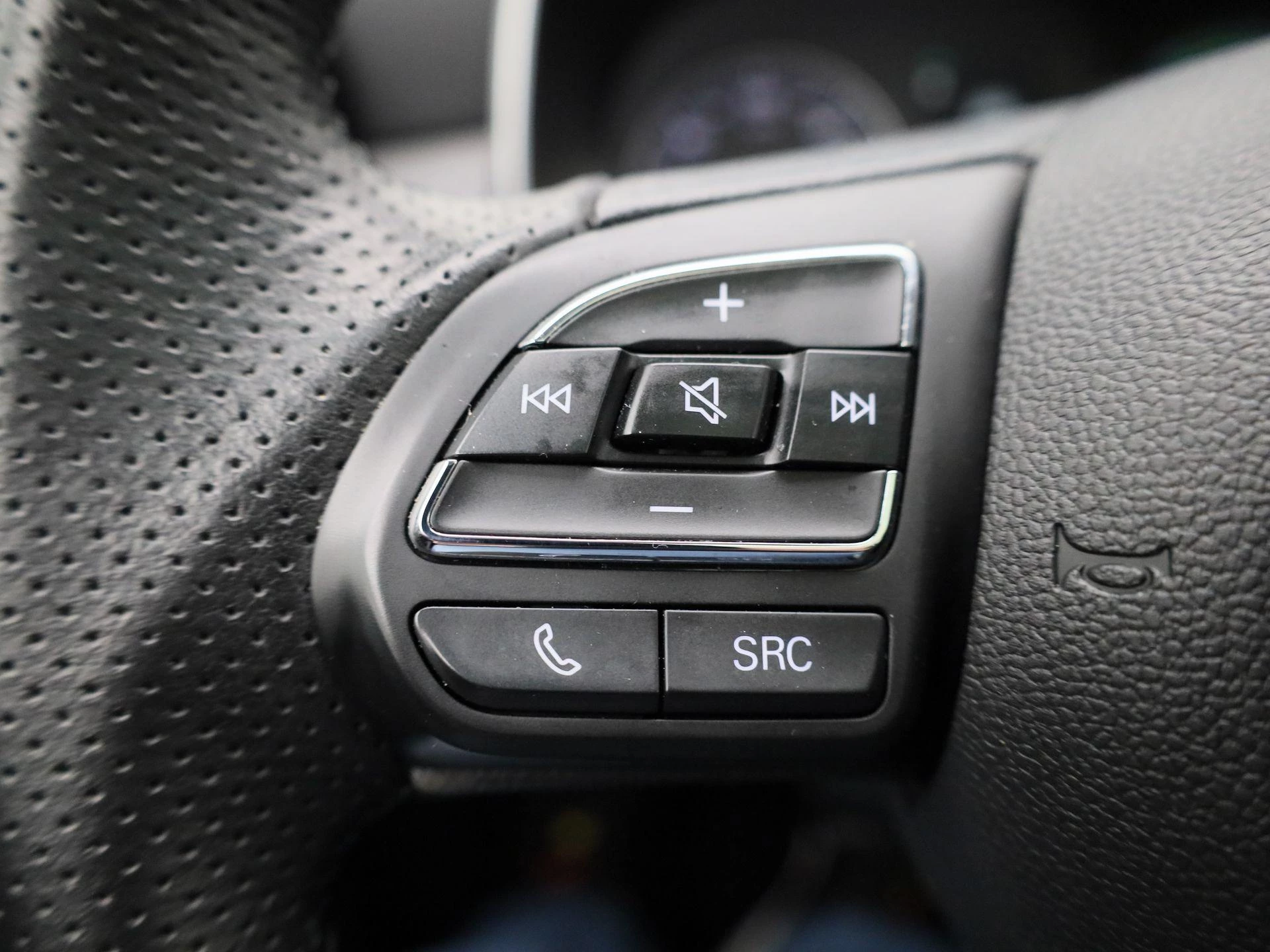 MG ZS EV Luxury 45 kWh