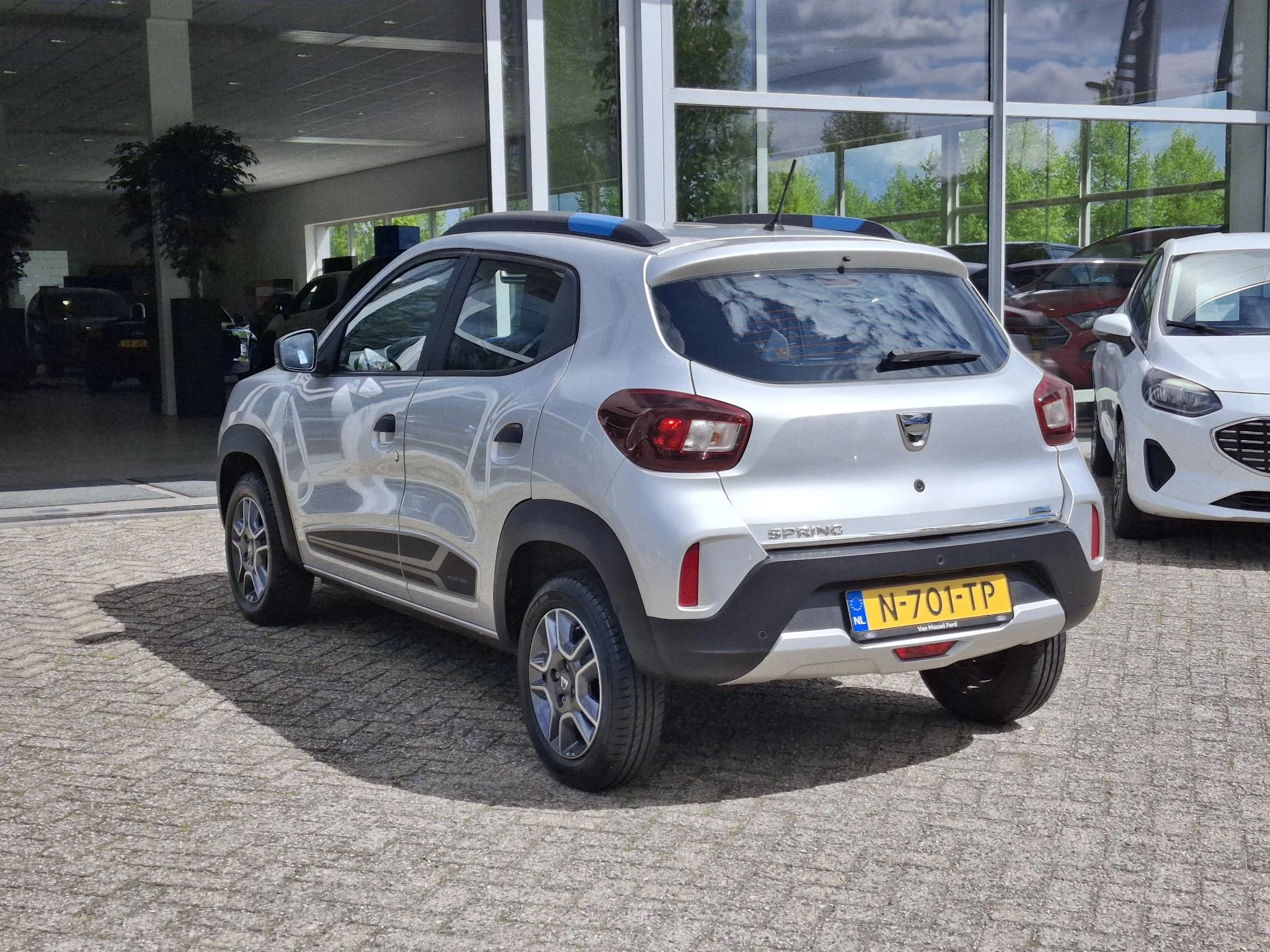 Dacia-Spring-image-2