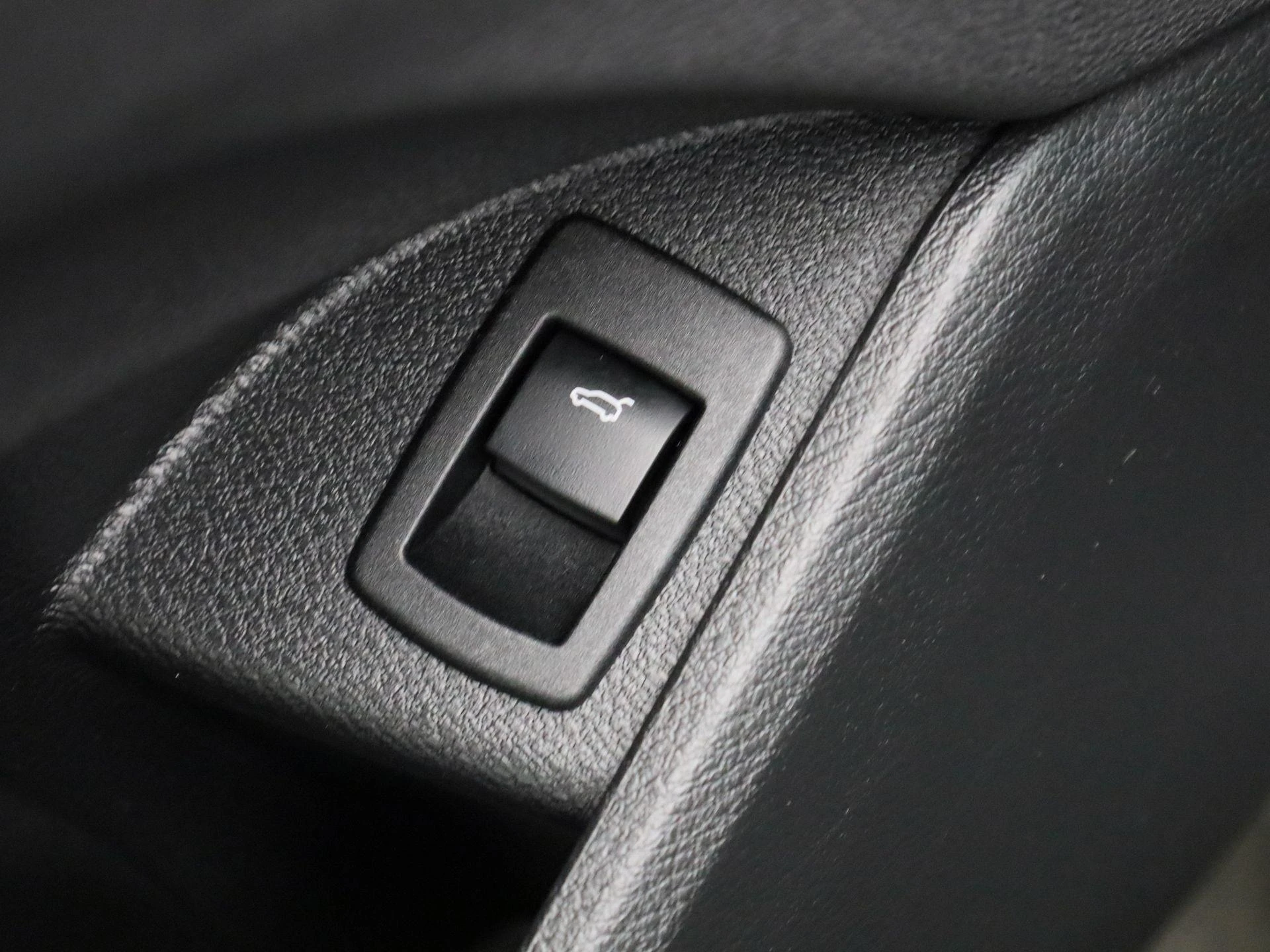 BMW-X1-image-28