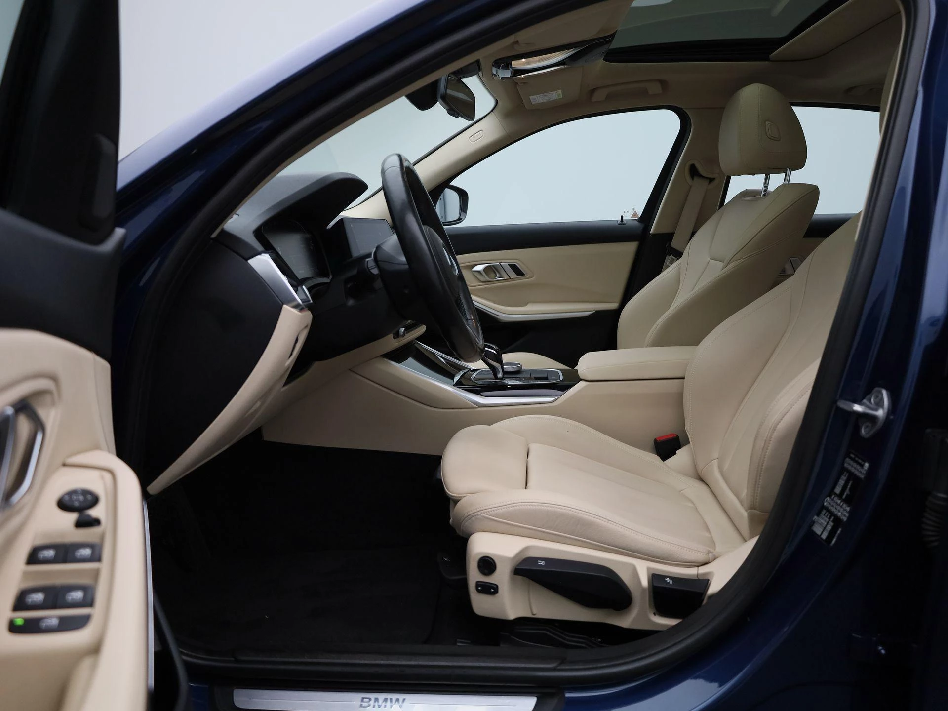BMW-3 Serie-image-11