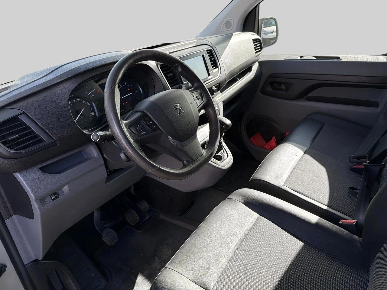 Peugeot-Expert-image-8