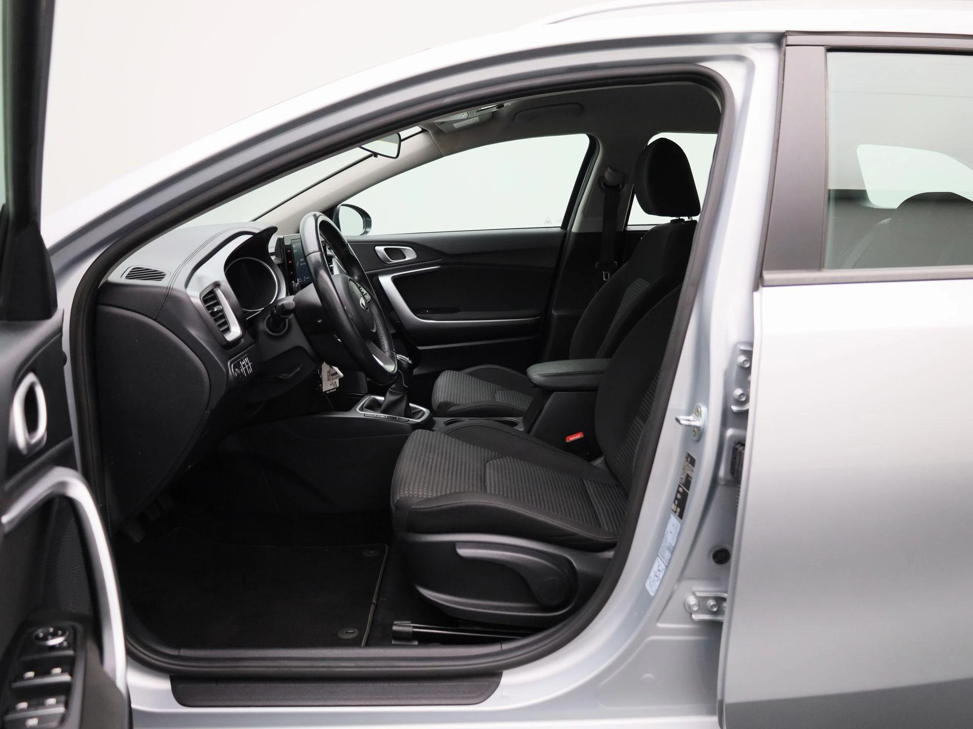 Kia-Ceed Sportswagon-image-8