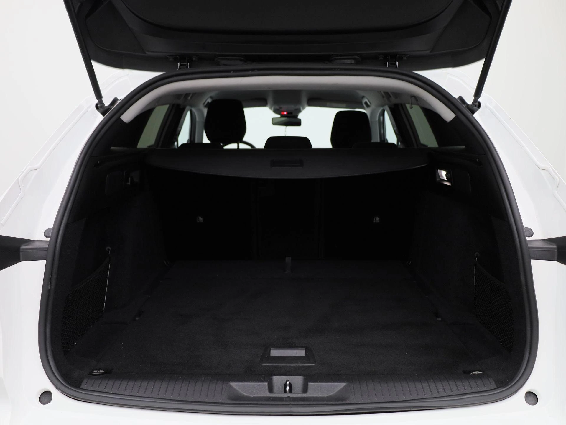 Opel-Astra-image-13