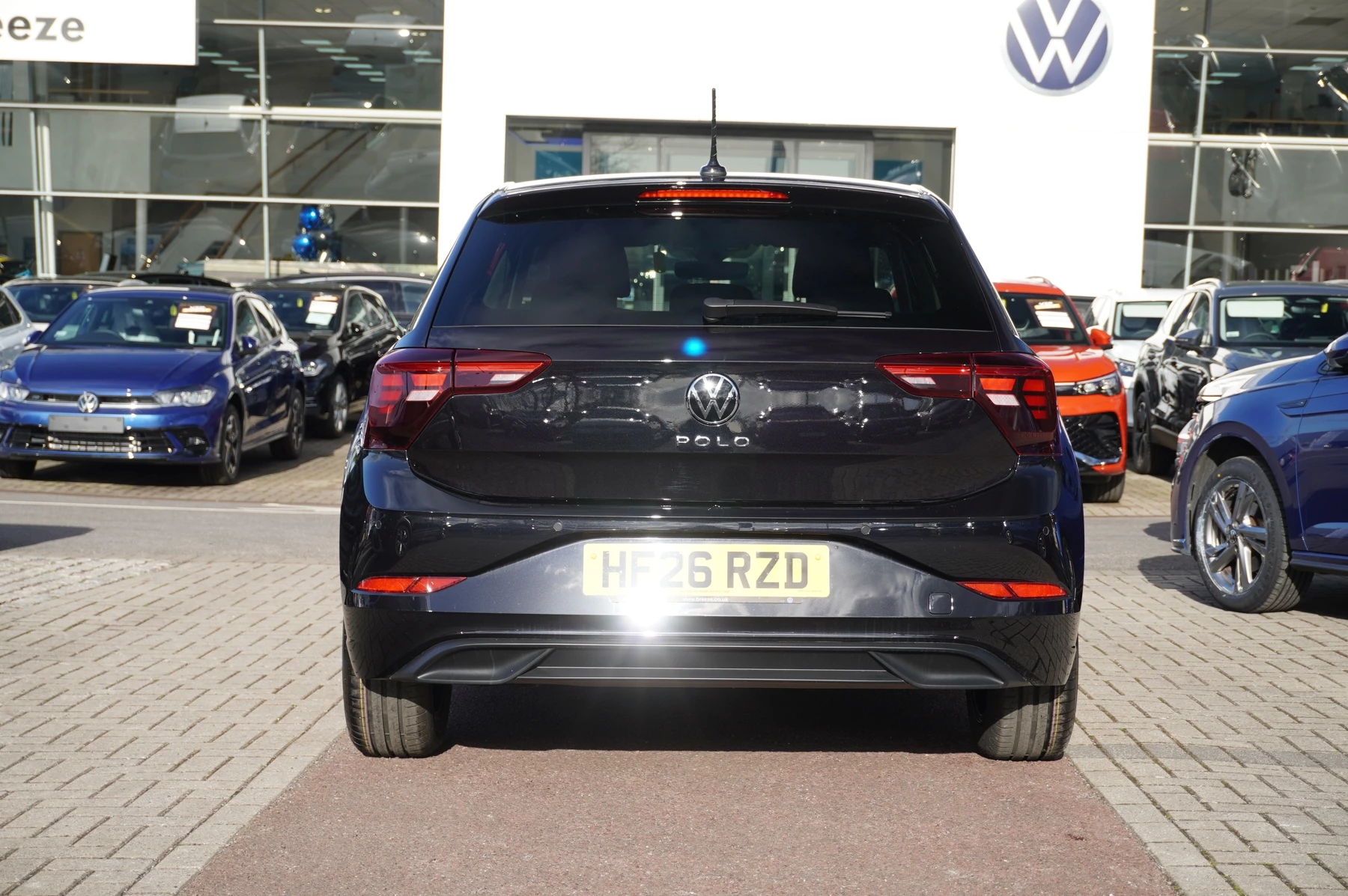 Volkswagen-Polo-image-10