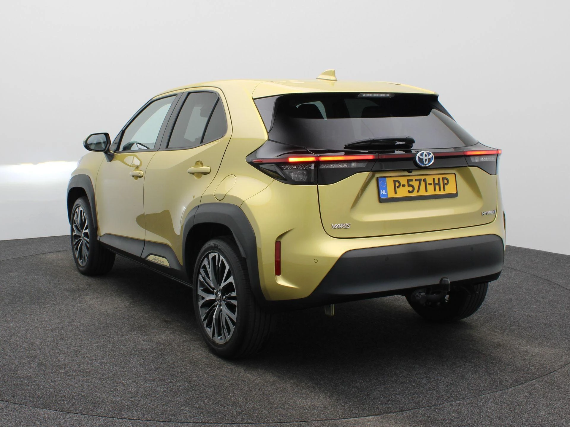 Toyota-Yaris Cross-image-3