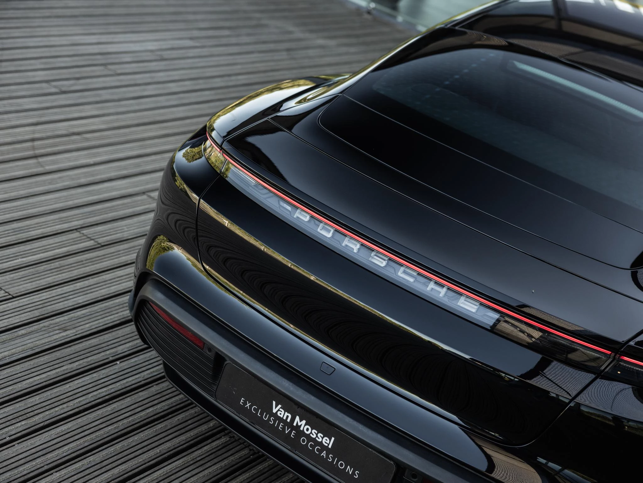 Porsche Taycan Performance 84 kWh