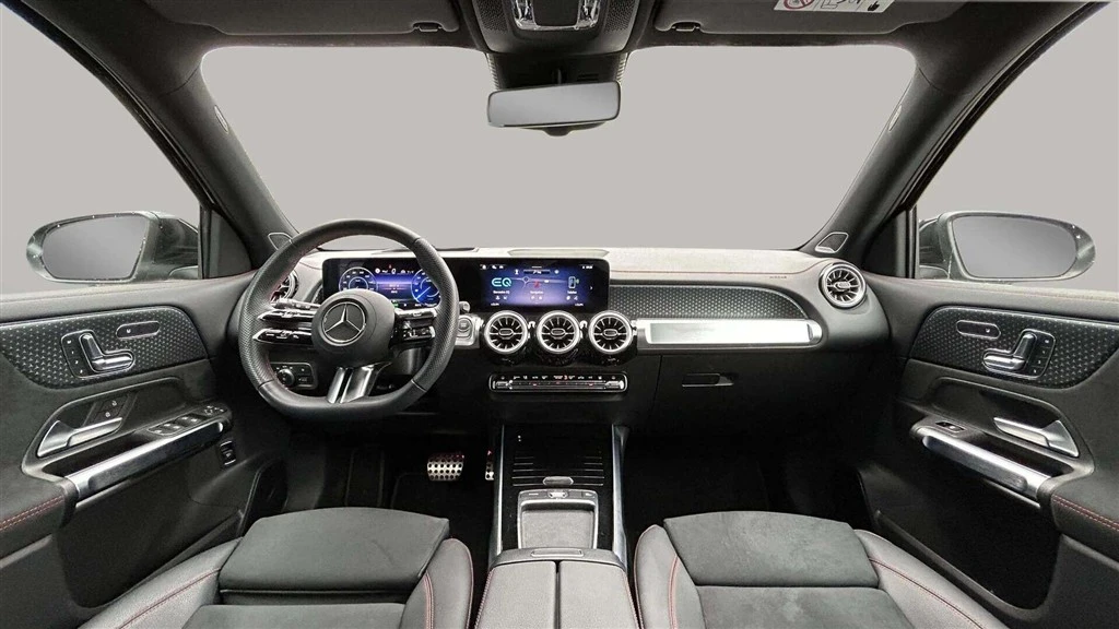 Mercedes-Benz-EQB-image-14