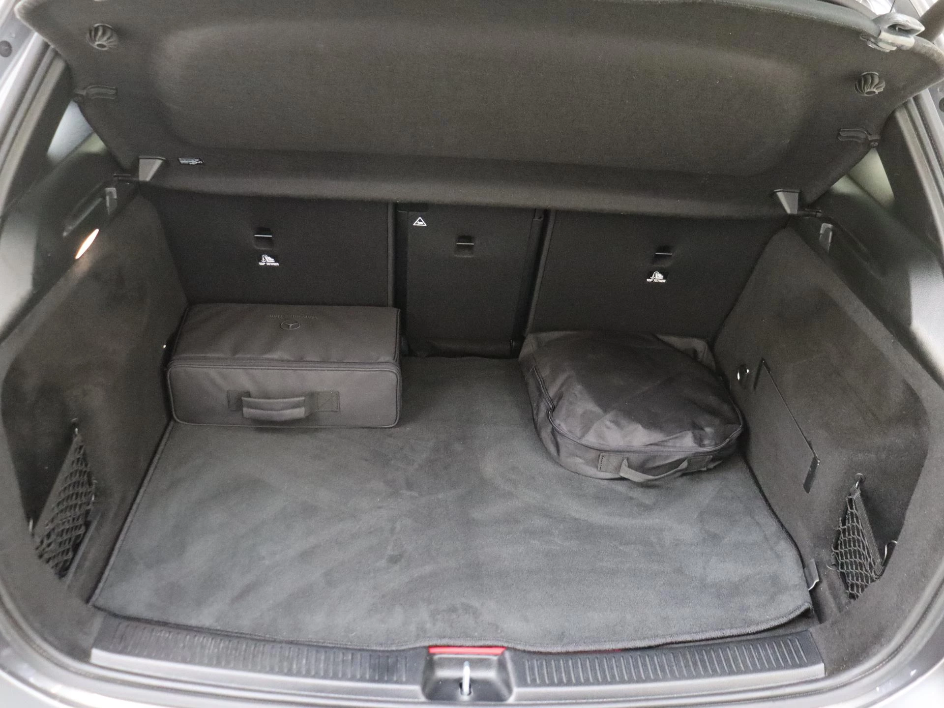 Mercedes-Benz-B-Klasse-image-30