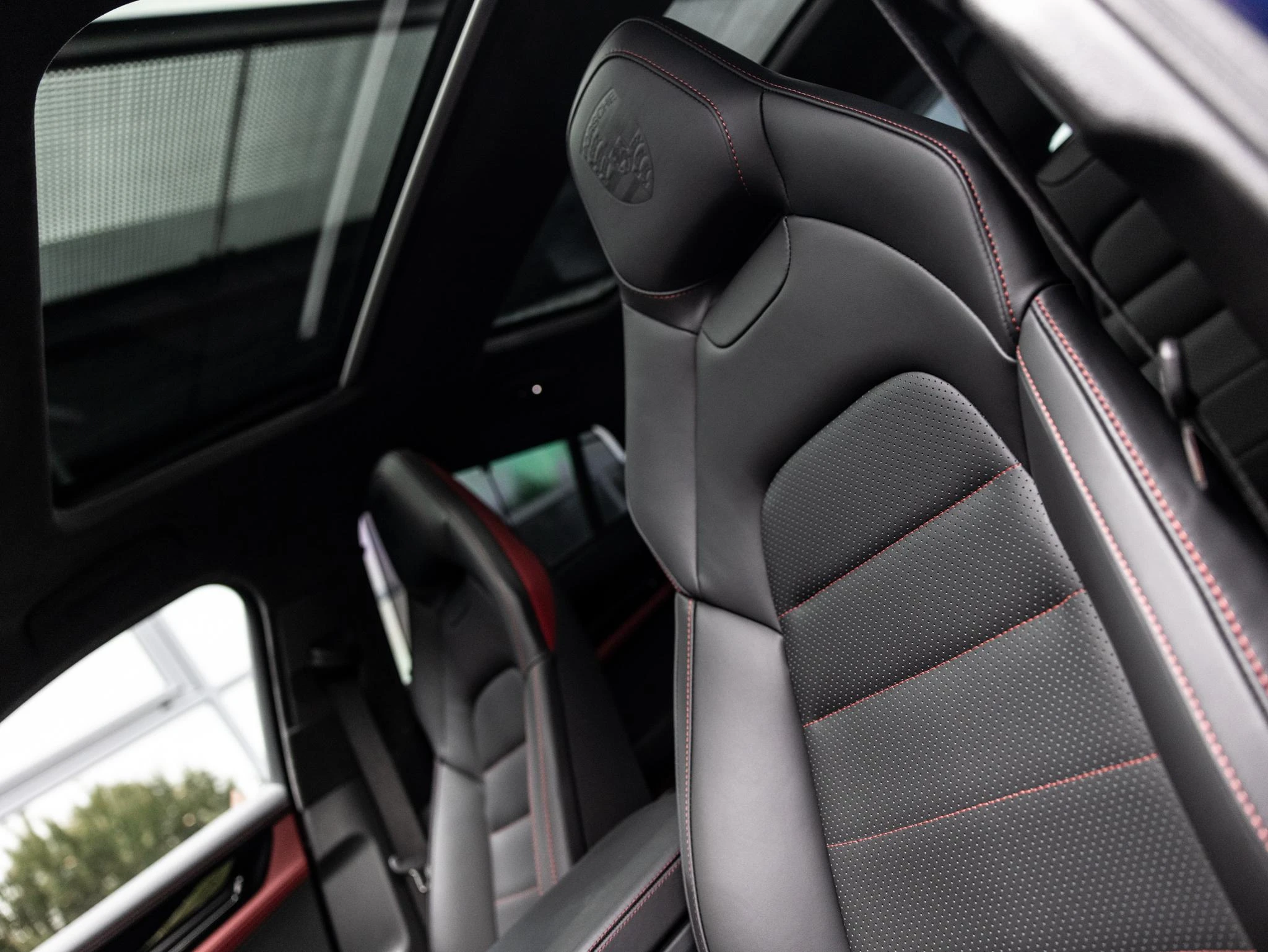Porsche-Panamera-image-15