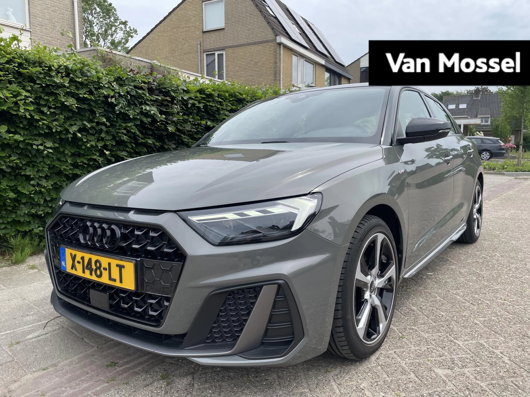 Audi-A1 Sportback-image-0