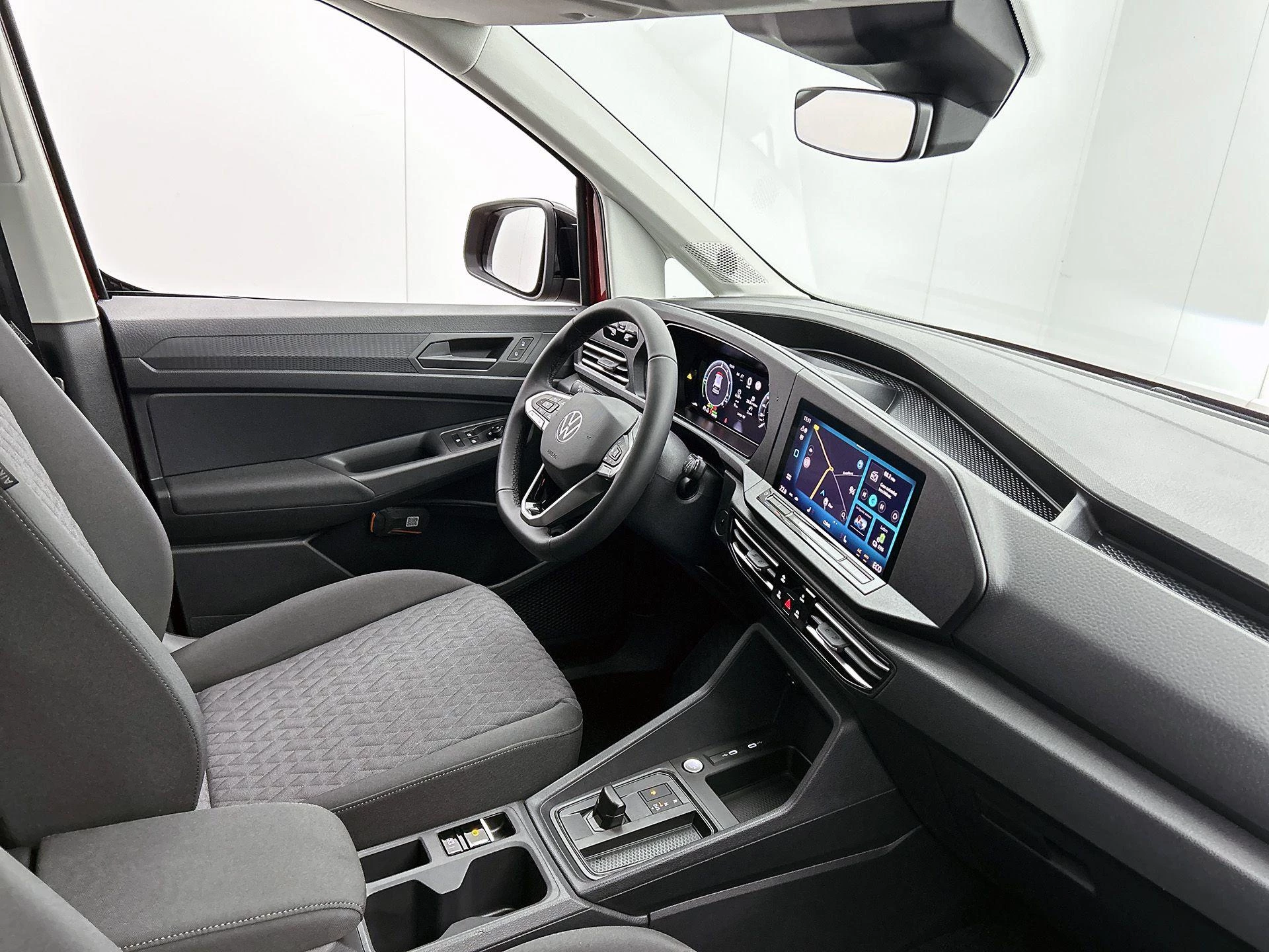 Volkswagen-Caddy-image-18