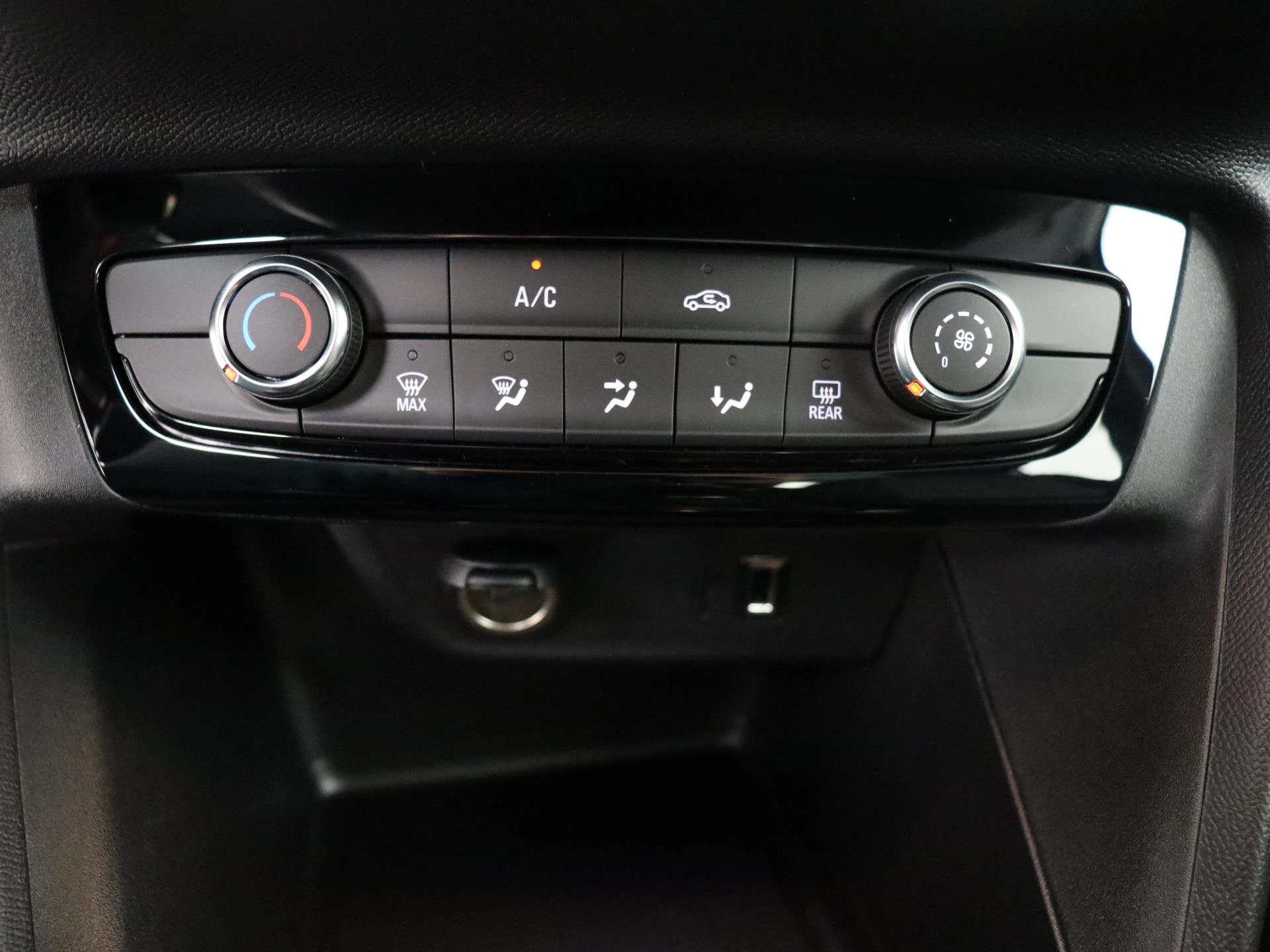 Opel-Corsa-image-13