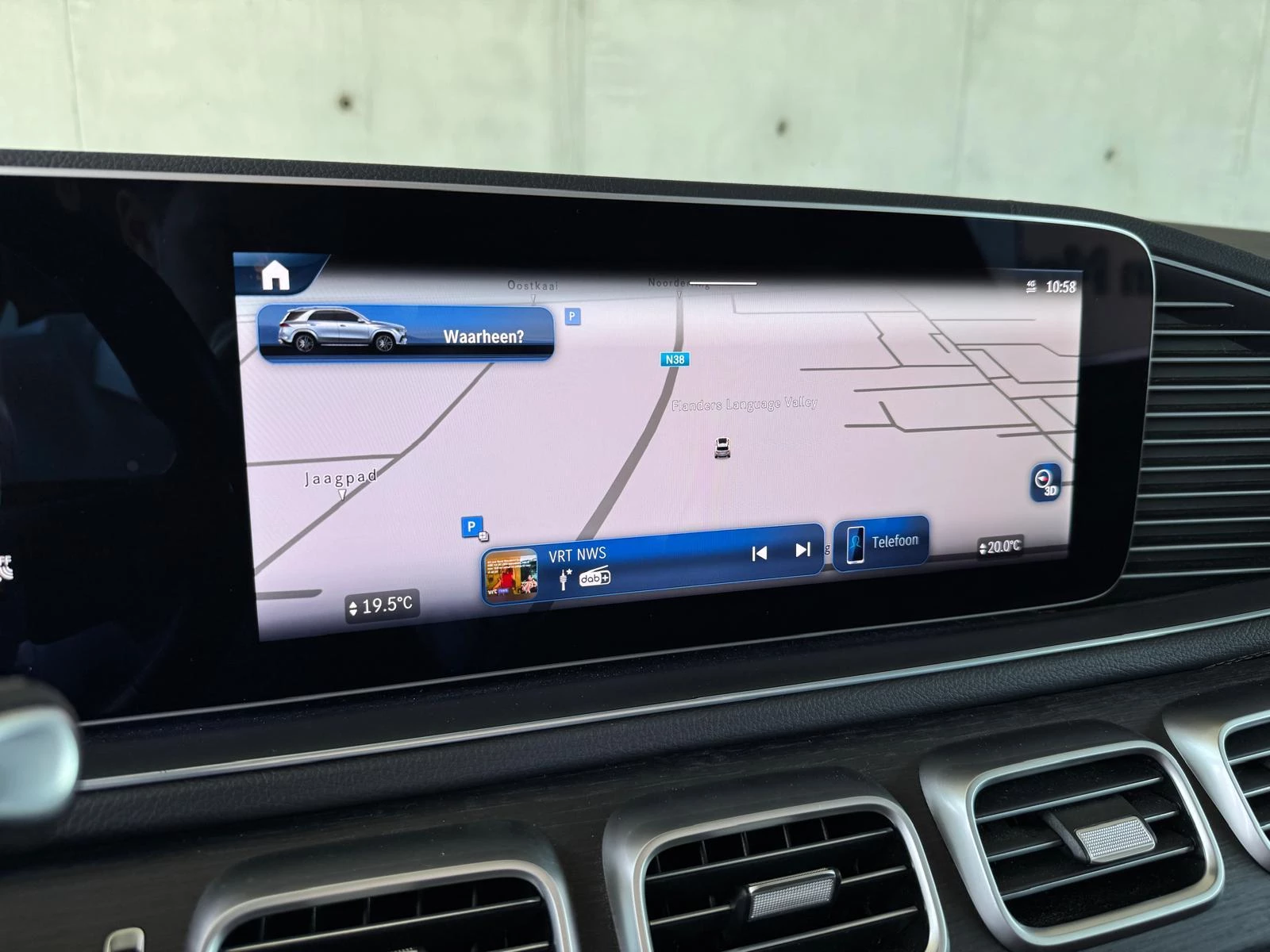 Mercedes-Benz-GLE-image-14