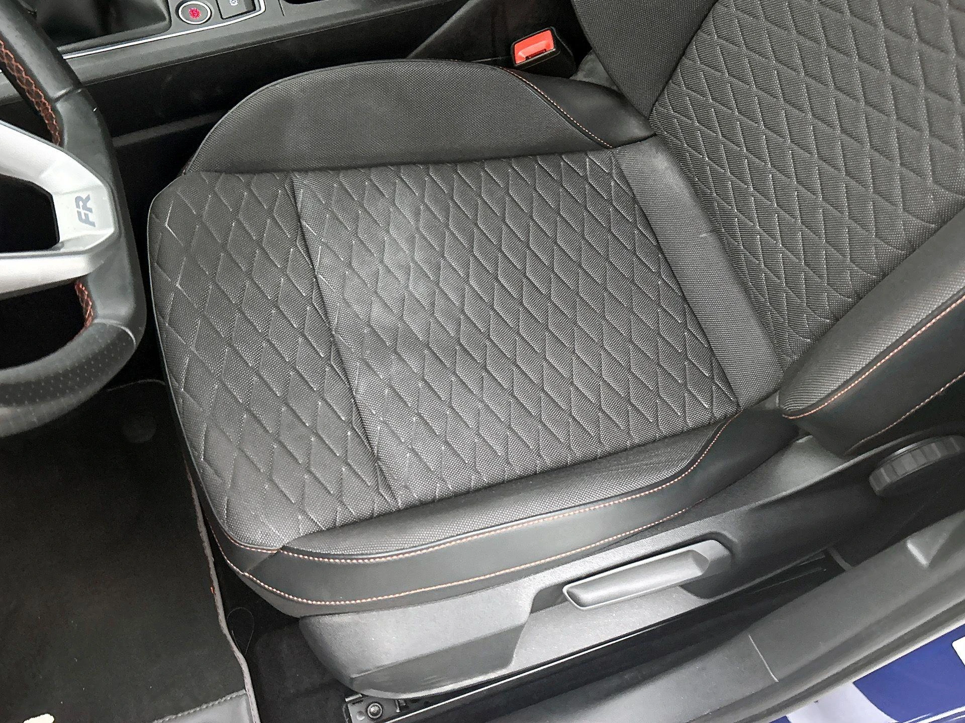 SEAT-Leon-image-15