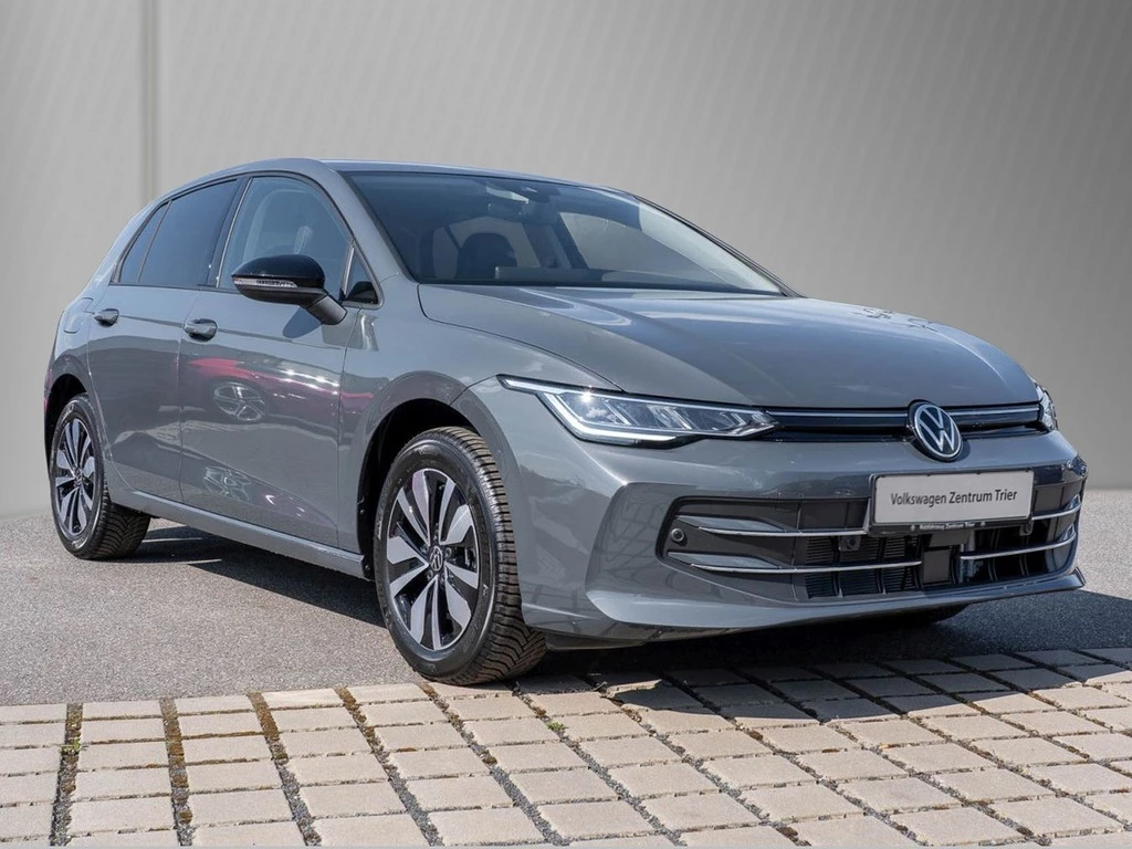 Volkswagen-Golf-image-2