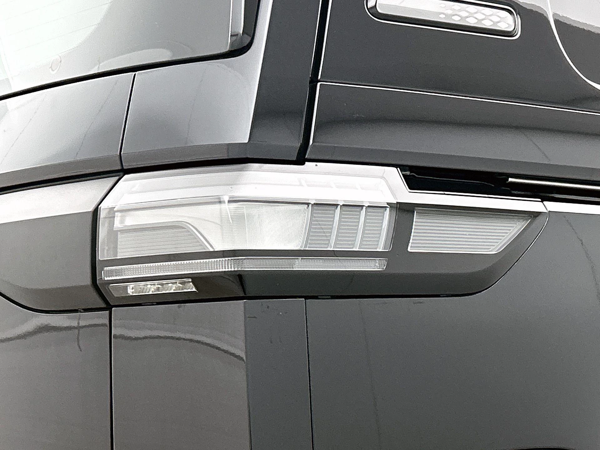 Volkswagen-ID. Buzz Cargo-image-13