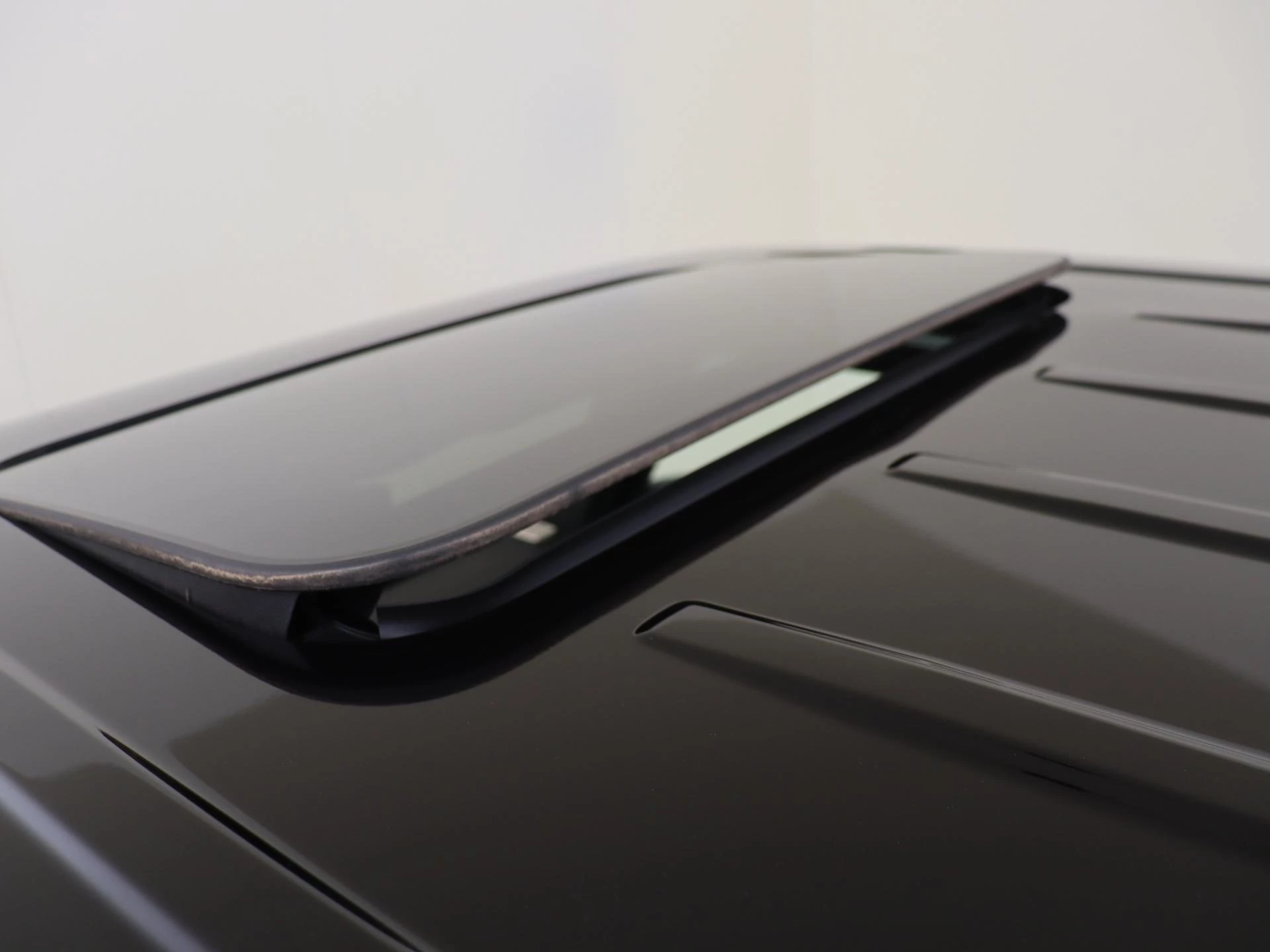 Mercedes-Benz-G-Klasse-image-33