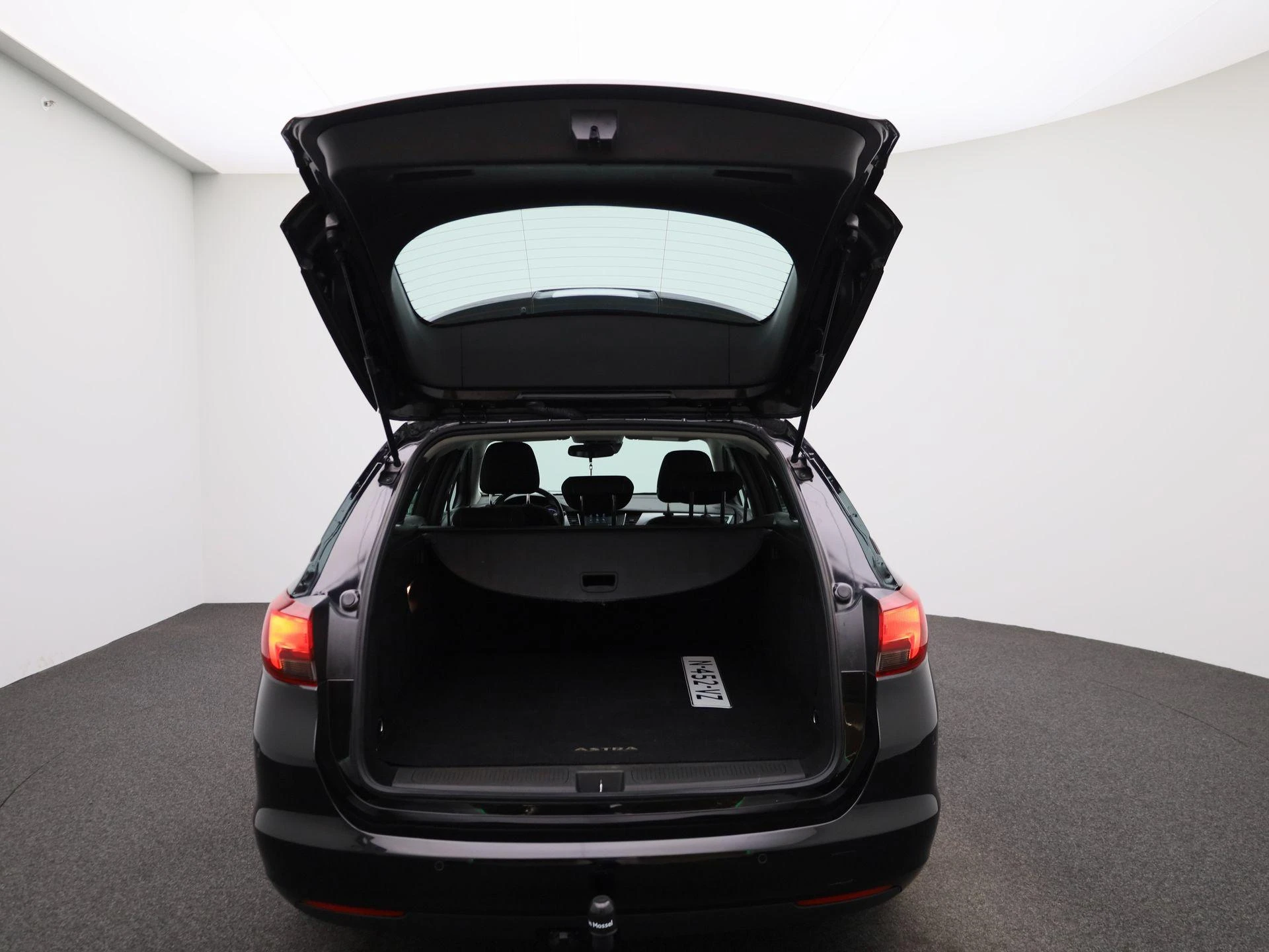 Opel-Astra-image-11