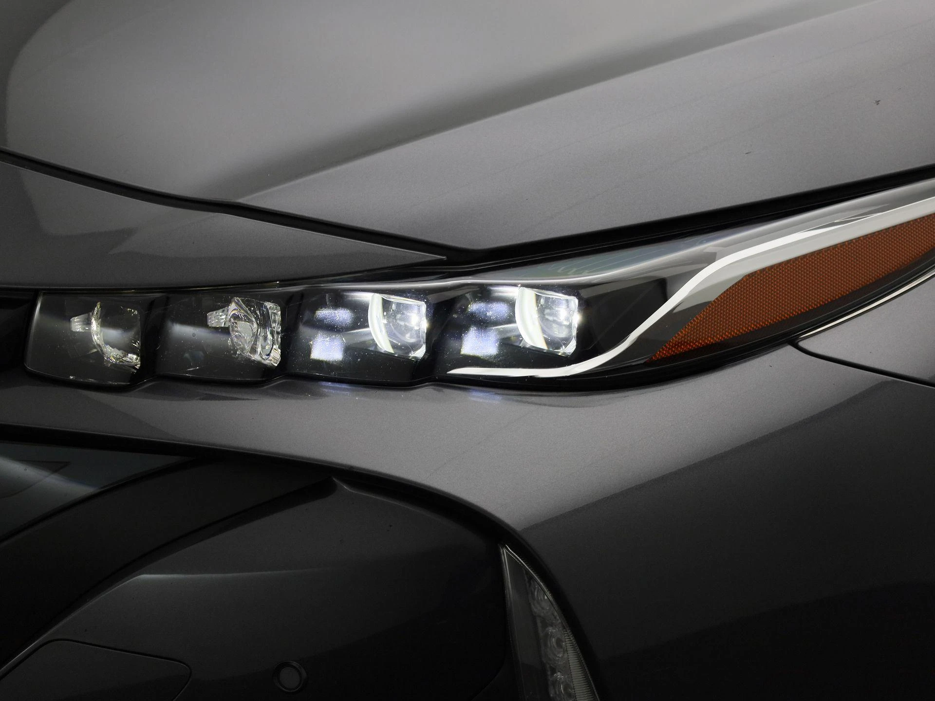 Toyota-Prius-image-12