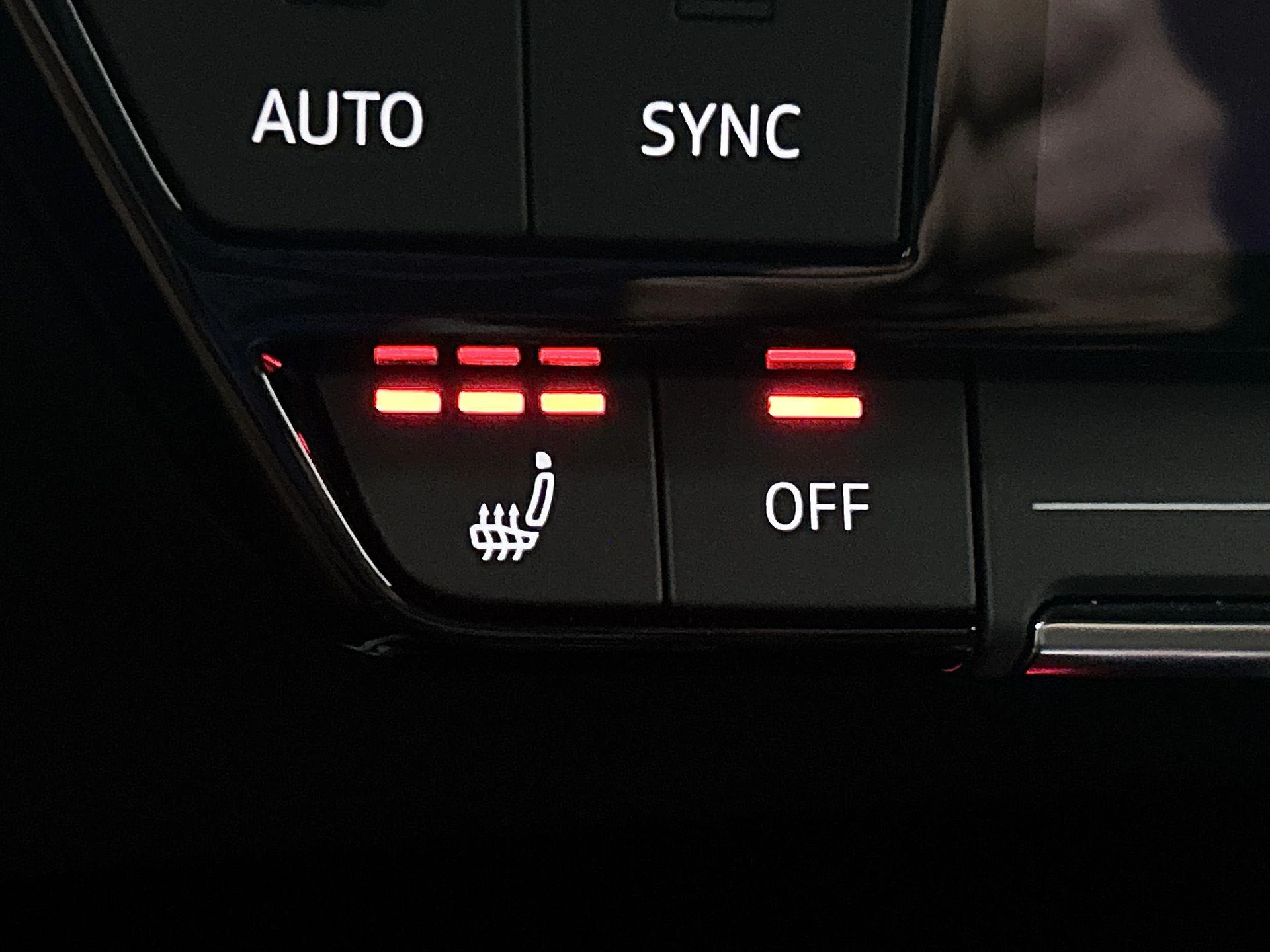 Audi-Q4 e-tron-image-7