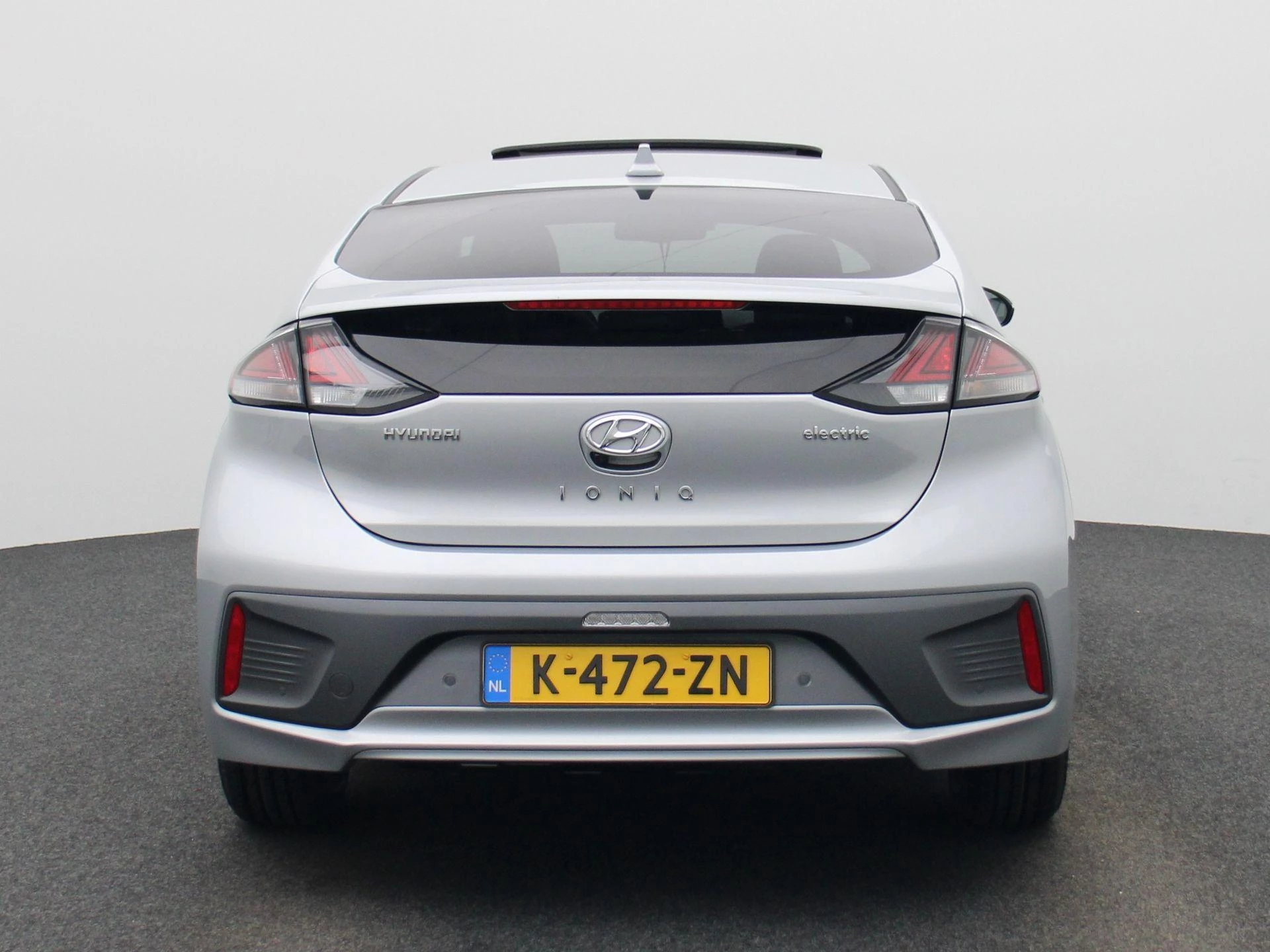 Hyundai-IONIQ-image-4