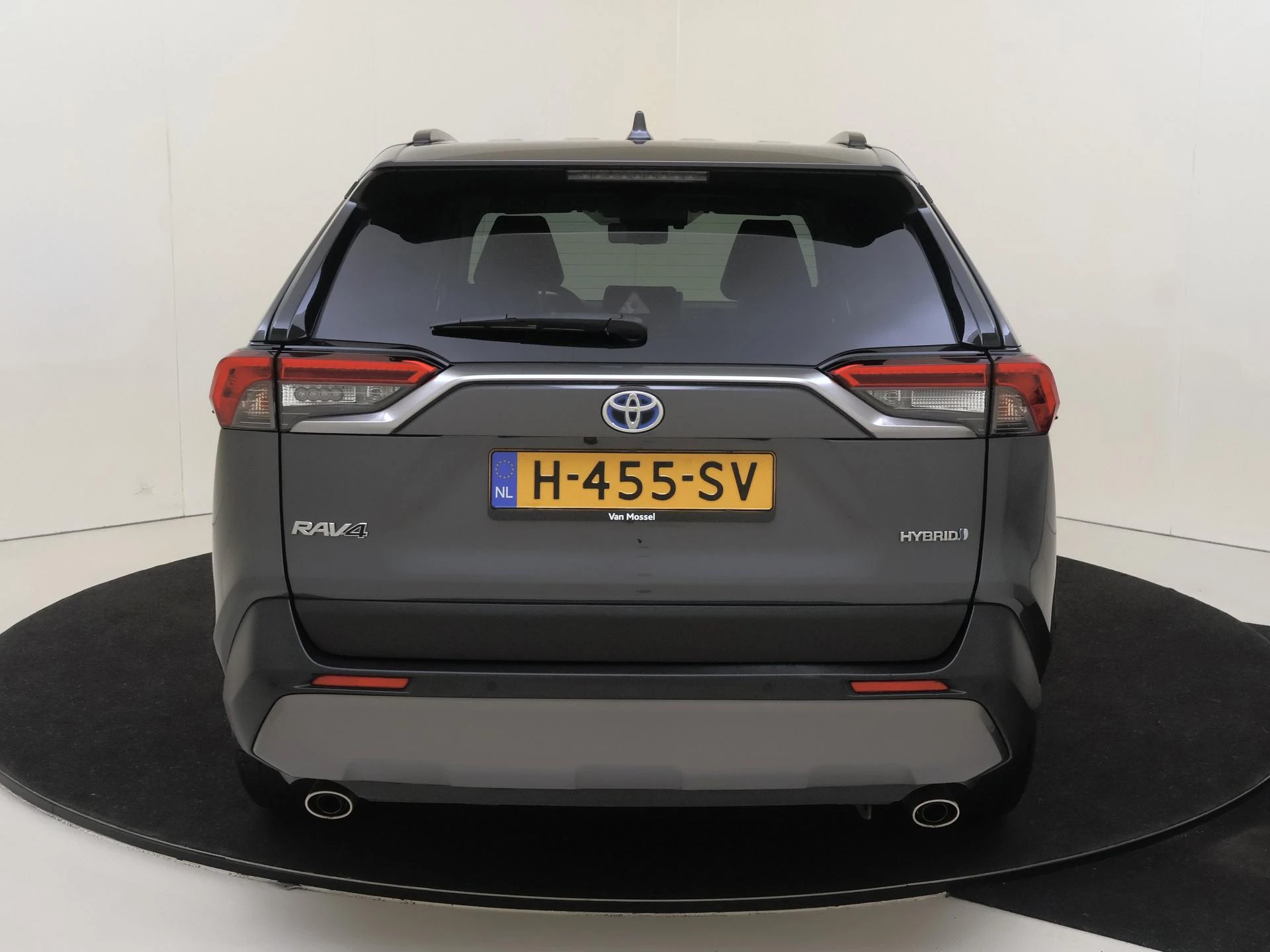 Toyota-RAV4-image-6