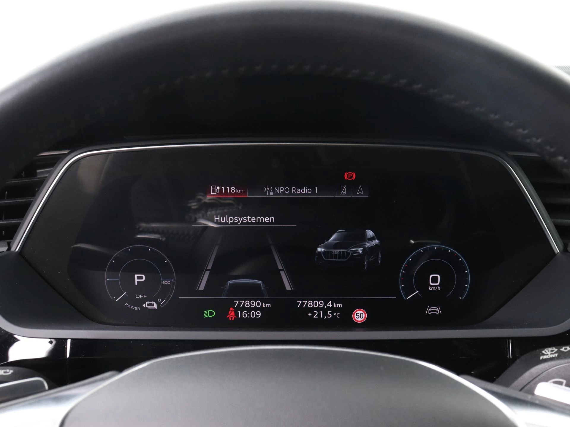 Audi-e-tron-image-9