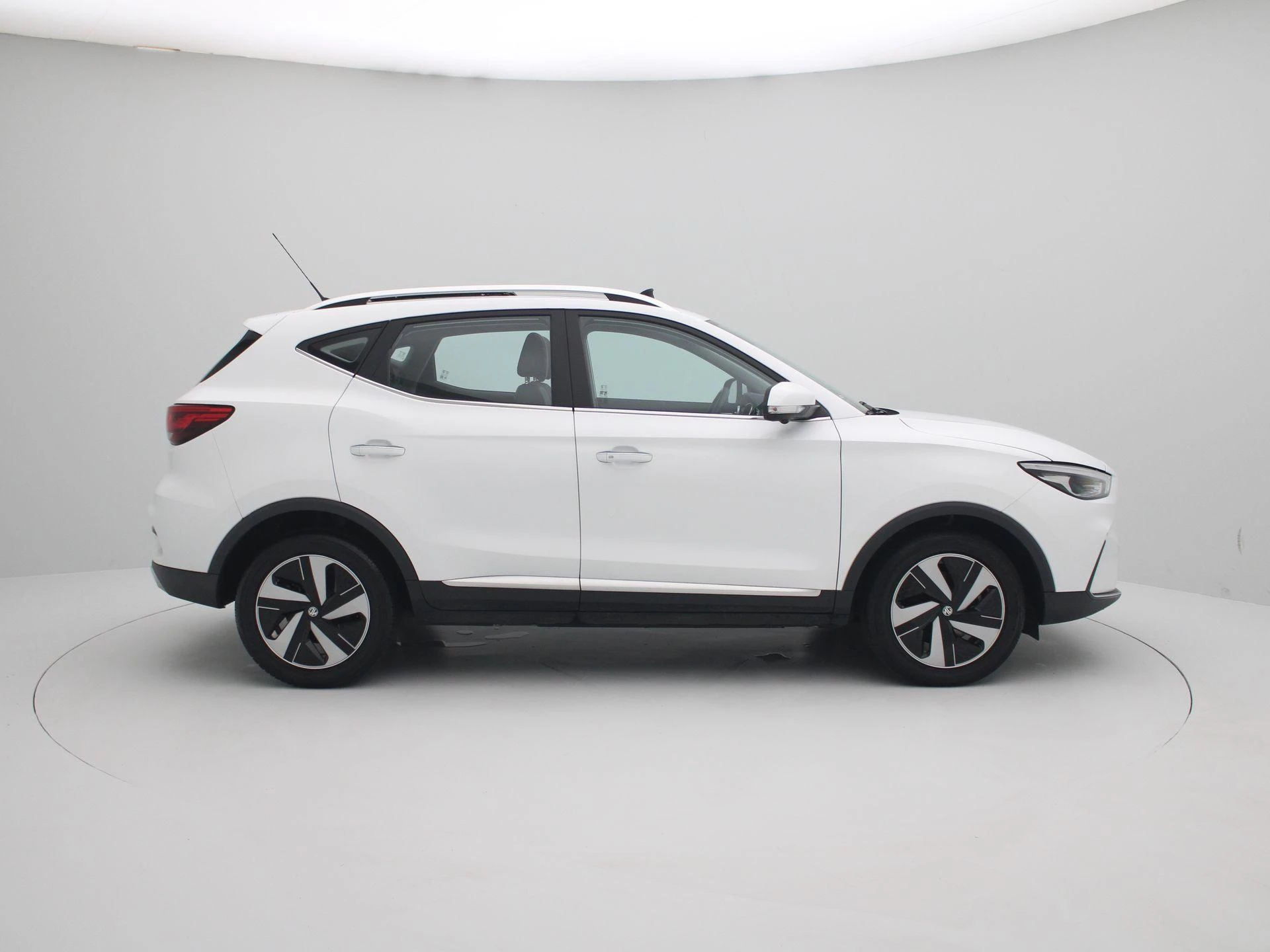 MG ZS EV Long Range Luxury 70 kWh