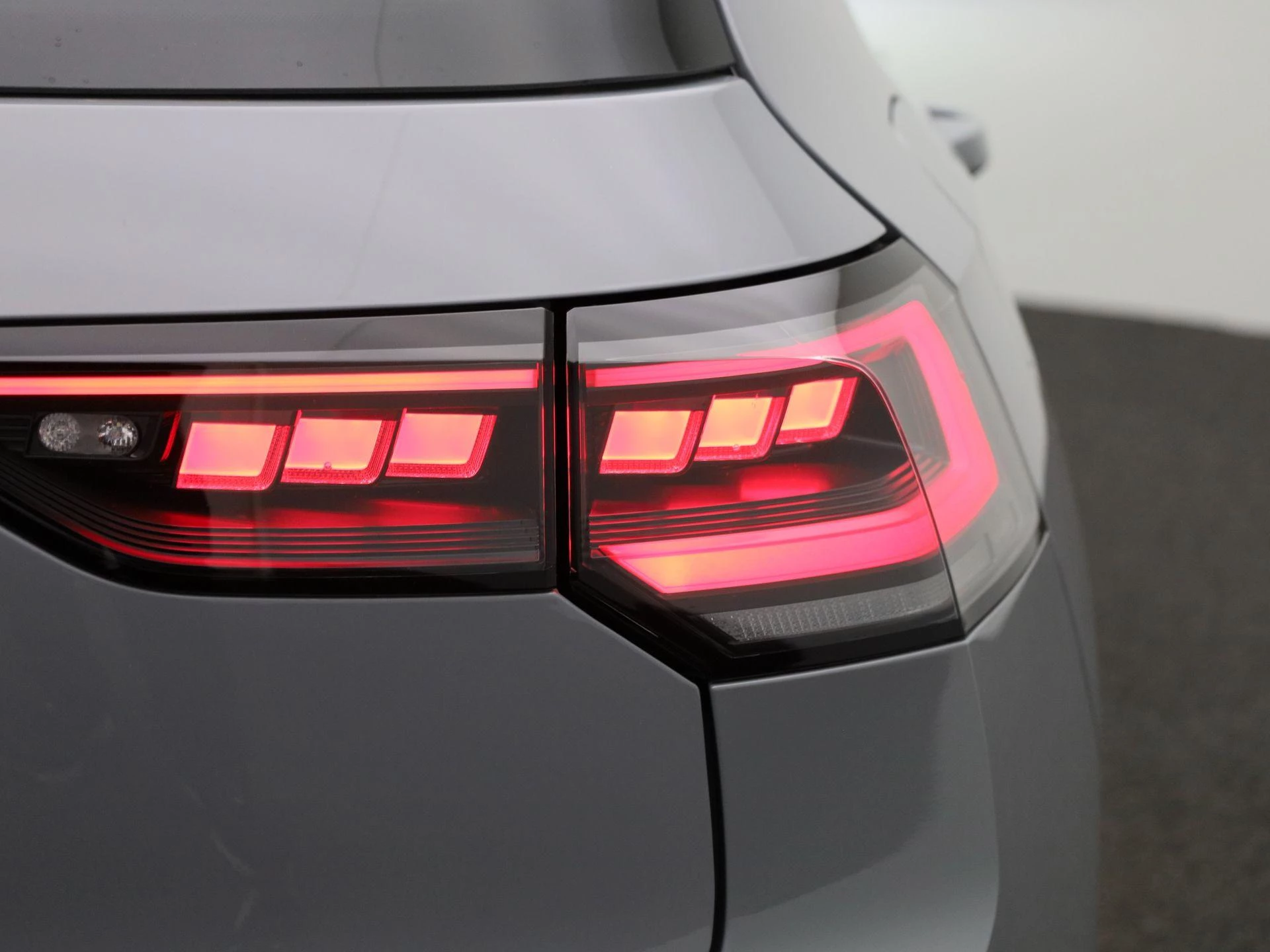 Volkswagen-Golf-image-49