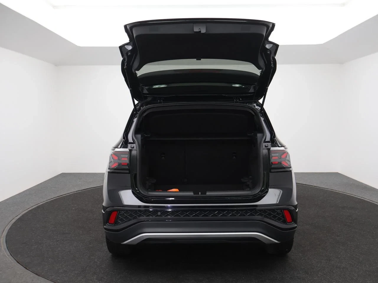 Volkswagen-T-Cross-image-24