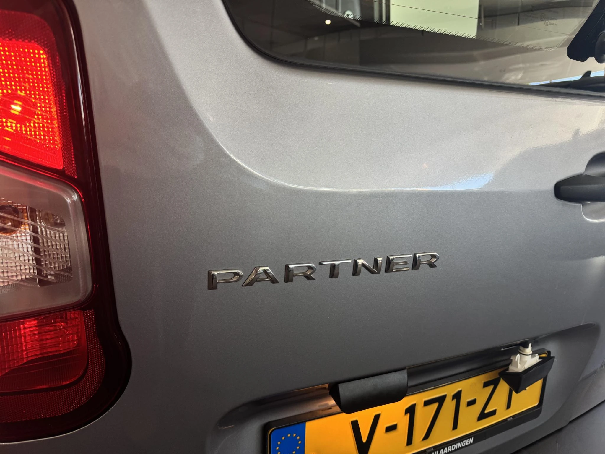 Peugeot-Partner-image-7