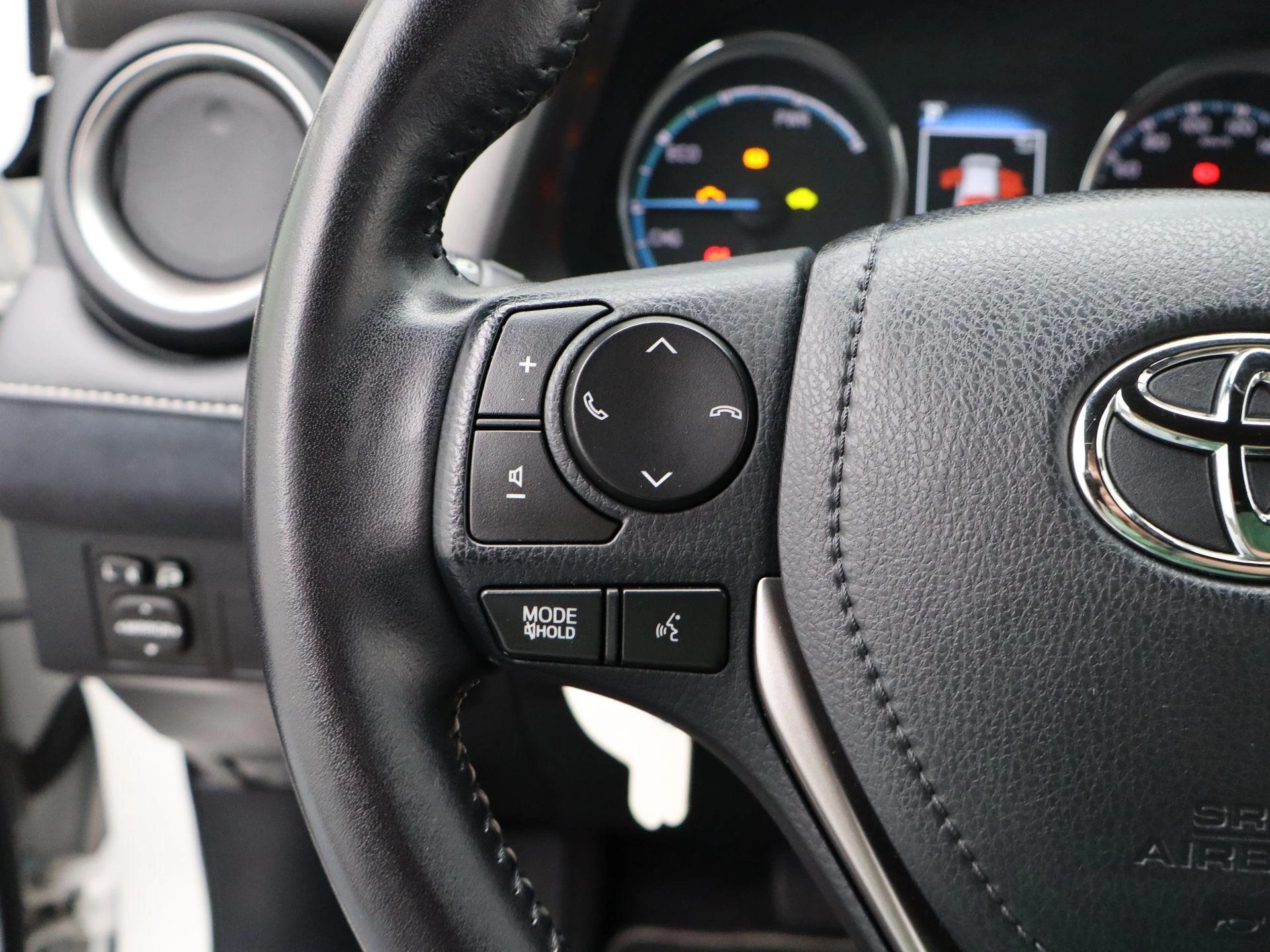 Toyota-RAV4-image-19