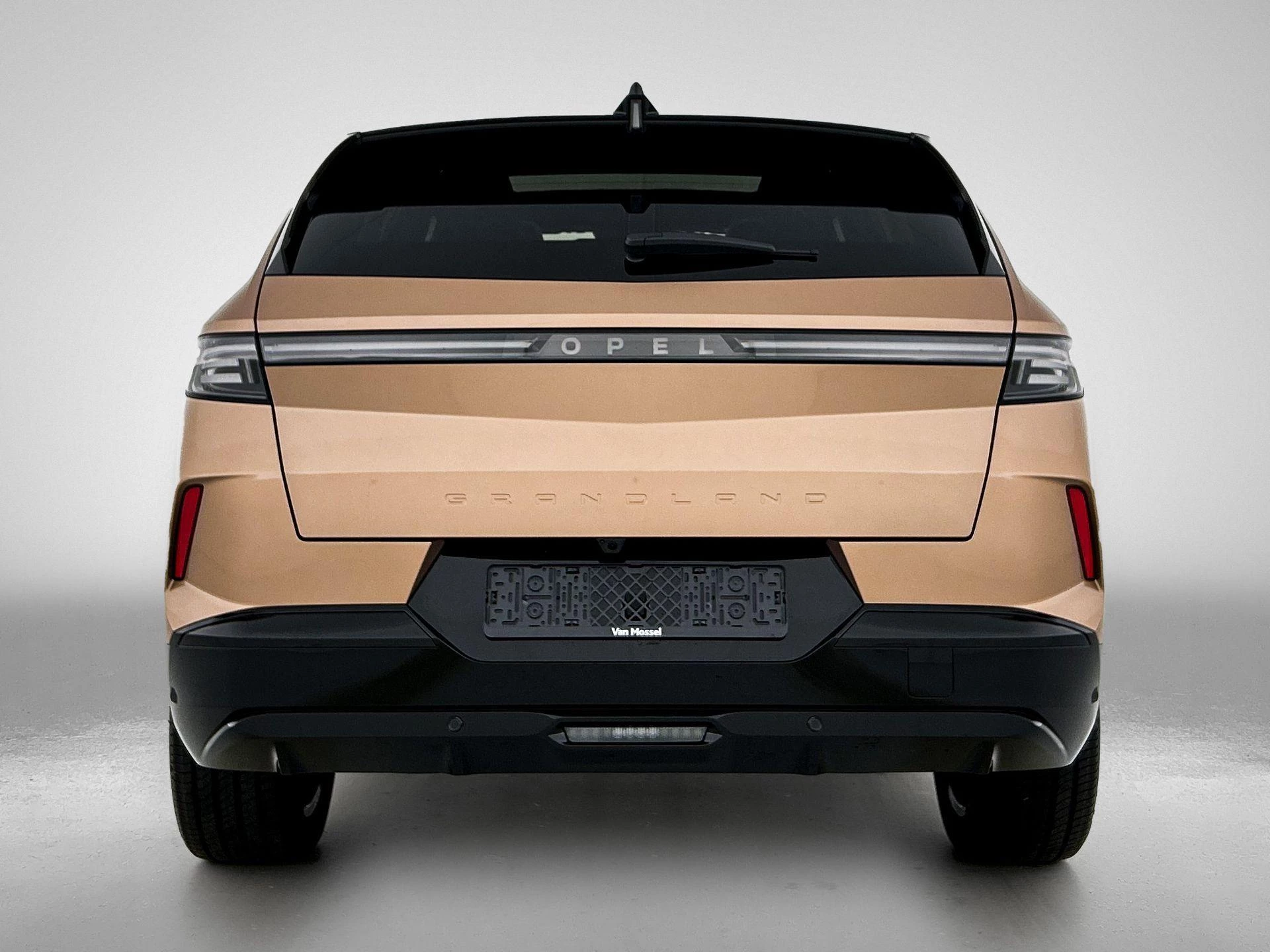 Opel-Grandland-image-2