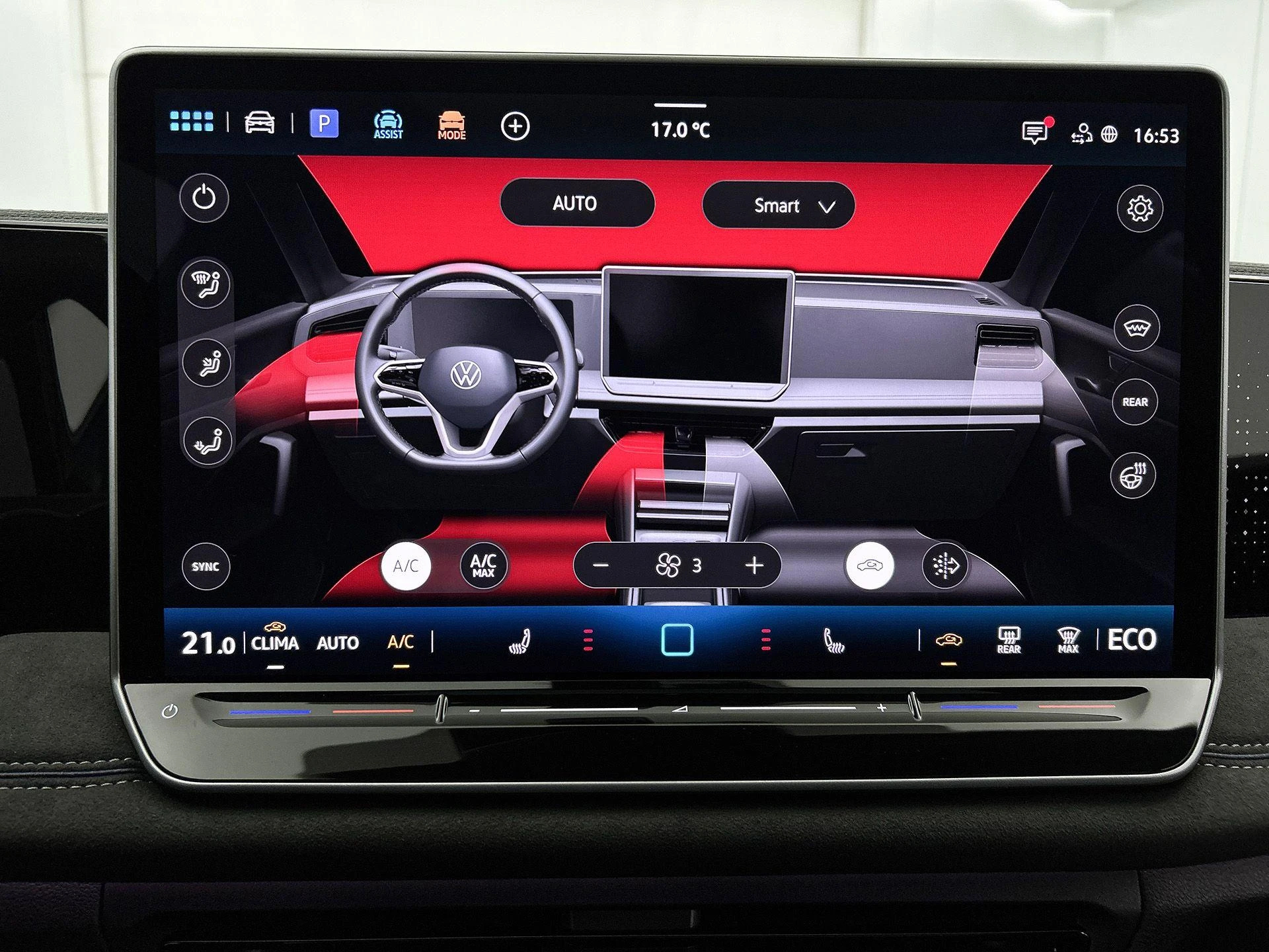 Volkswagen-Tiguan-image-13