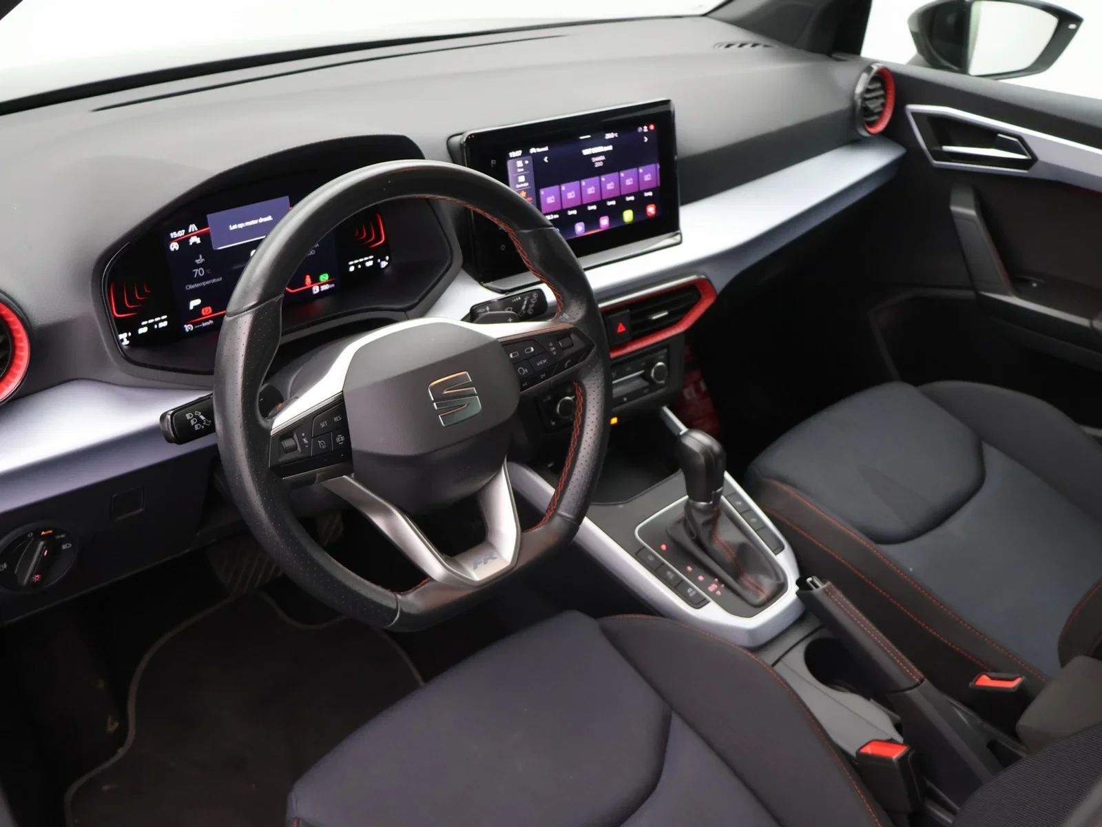 SEAT Arona Arona FR Limited 1.0TSI 110PK AUTOMAAT*VIRTUAL COCKPIT*CRUISE*CAMERA*PDC*APP-CONNECT*...*
