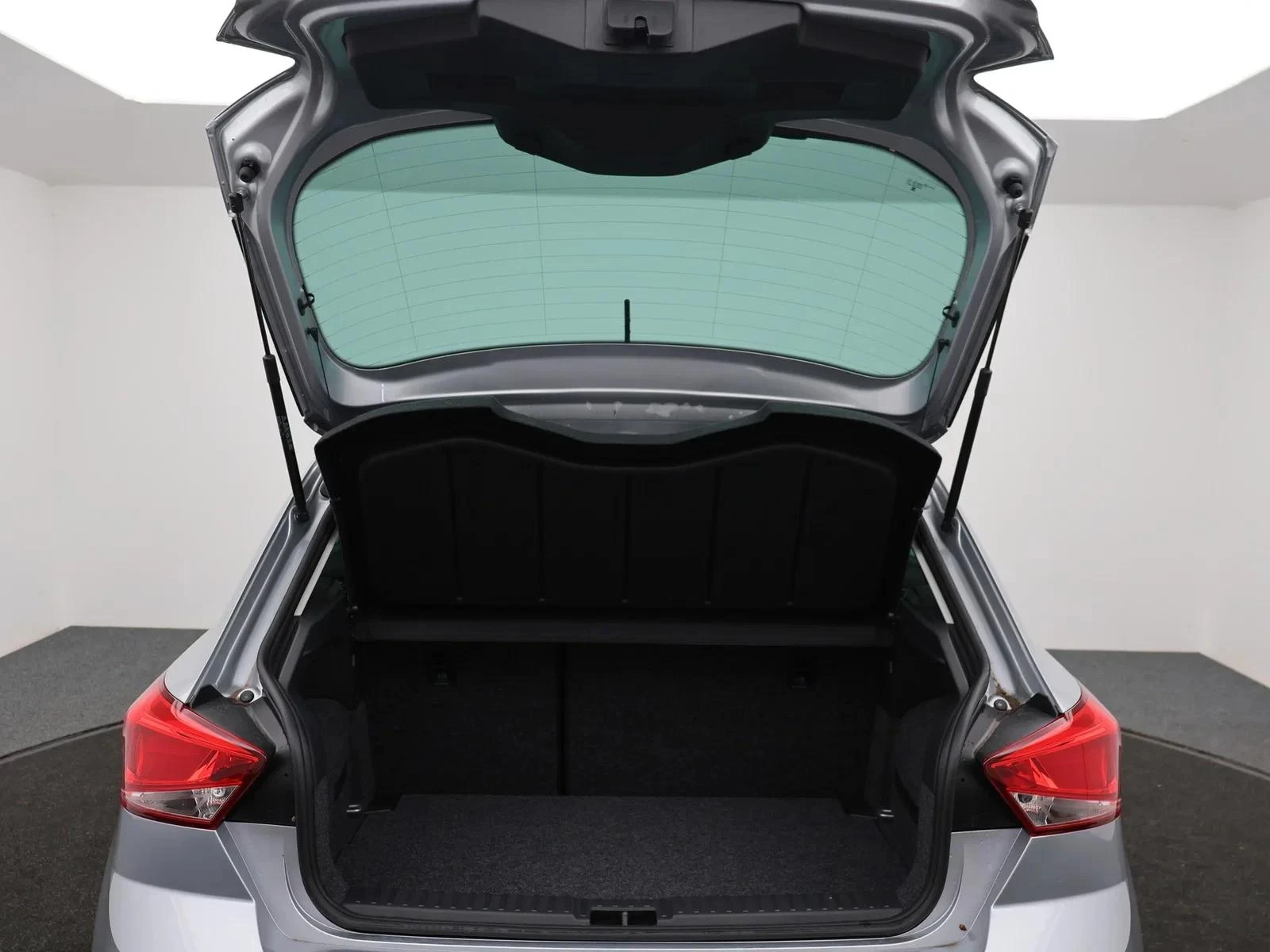 SEAT-Ibiza-image-12