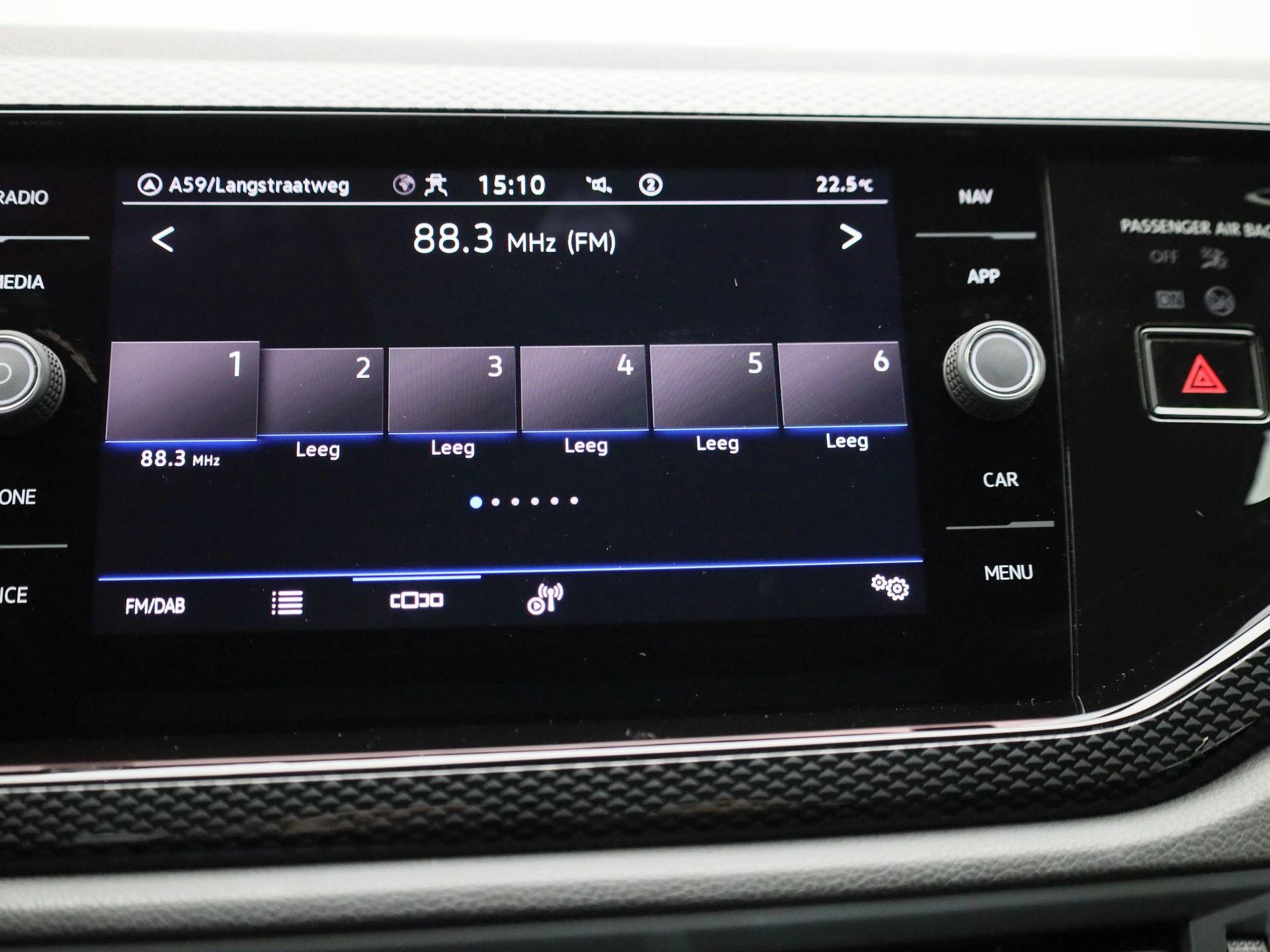Volkswagen-Polo-image-15