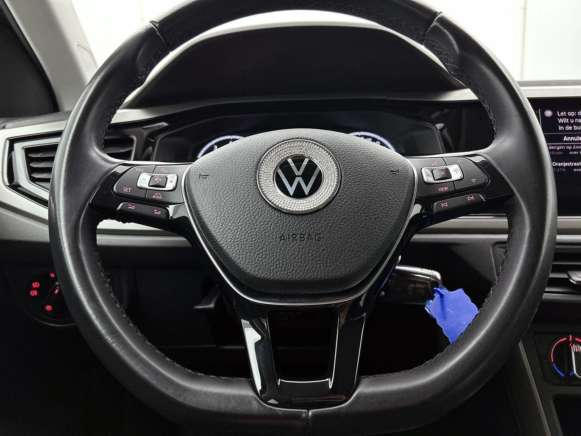Volkswagen-Polo-image-31