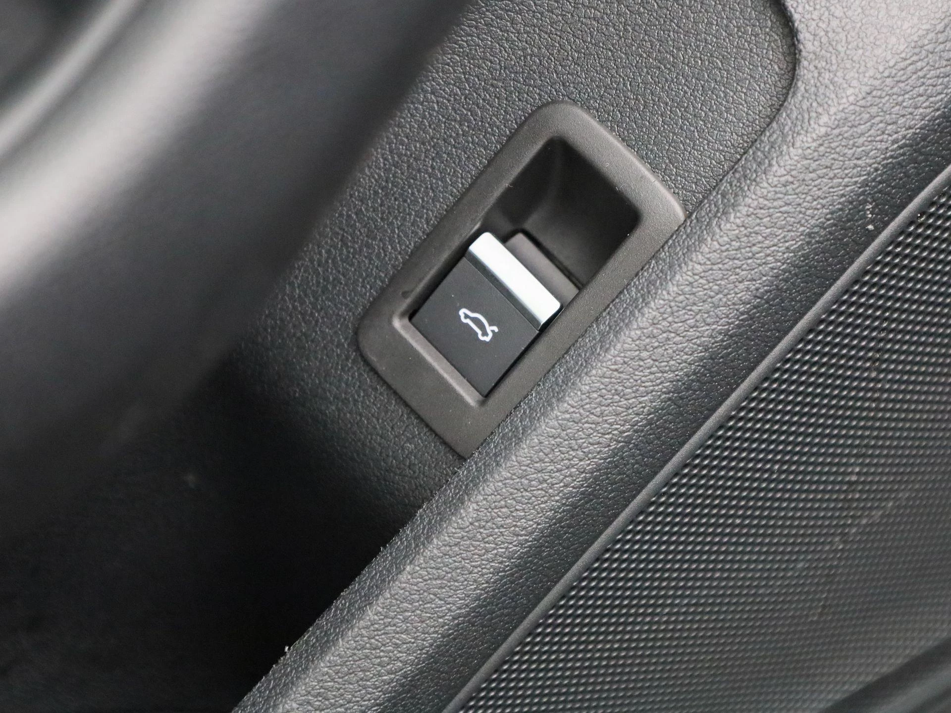 Audi-A4-image-32