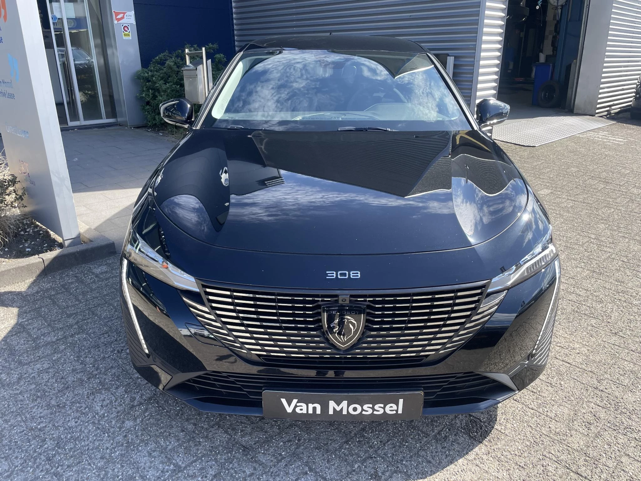 Peugeot 308 SW 1.6 Plug-in Hybrid 180 Allure Avantage