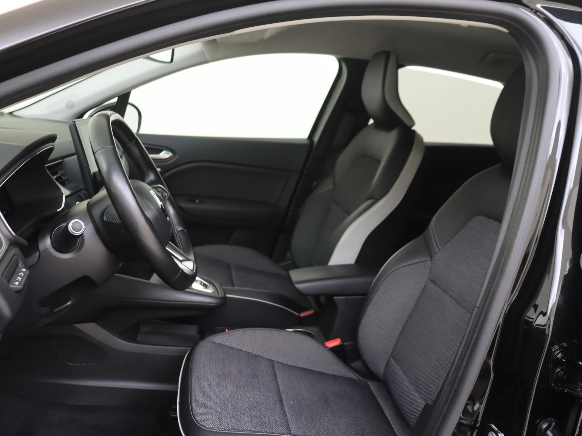 Renault-Captur-image-10