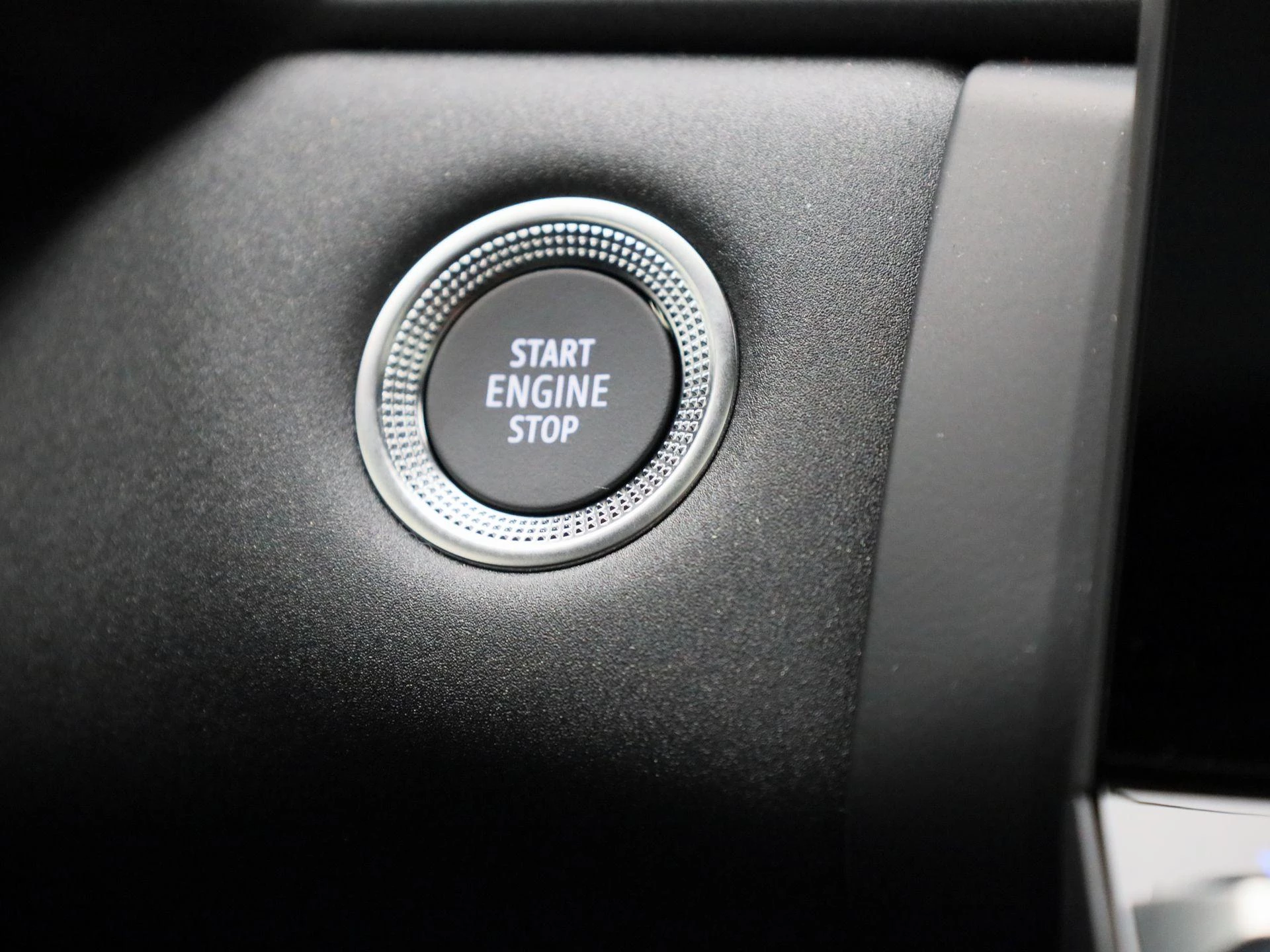 Renault-Captur-image-19