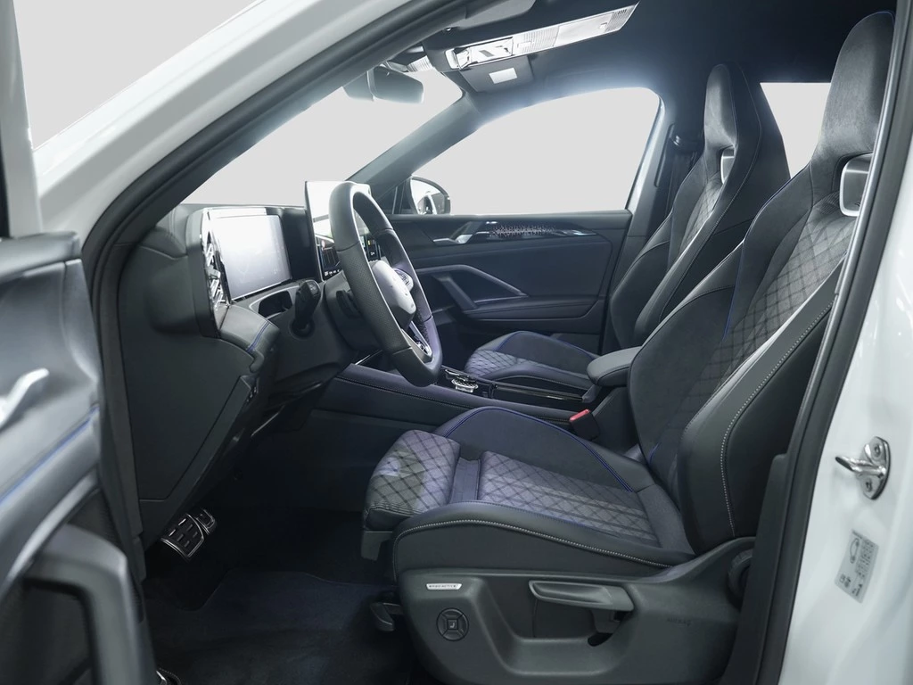 Volkswagen Tiguan R-Line 1,5 l eHybrid OPF 110 kW (150 PS) / 85 kW (115 PS) 6-Gang-Doppelkupplungsgetriebe DSG