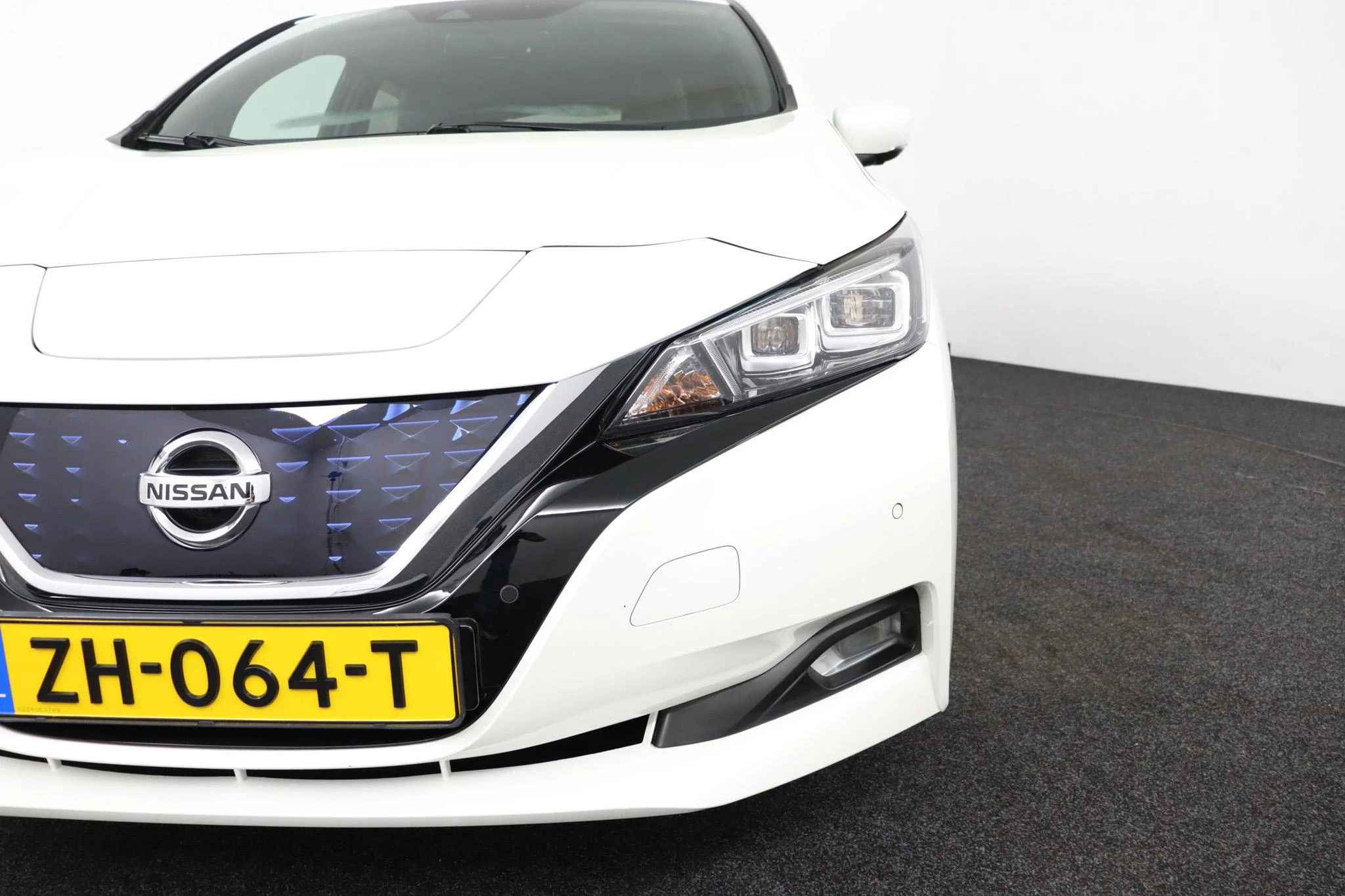 Nissan-Leaf-image-45
