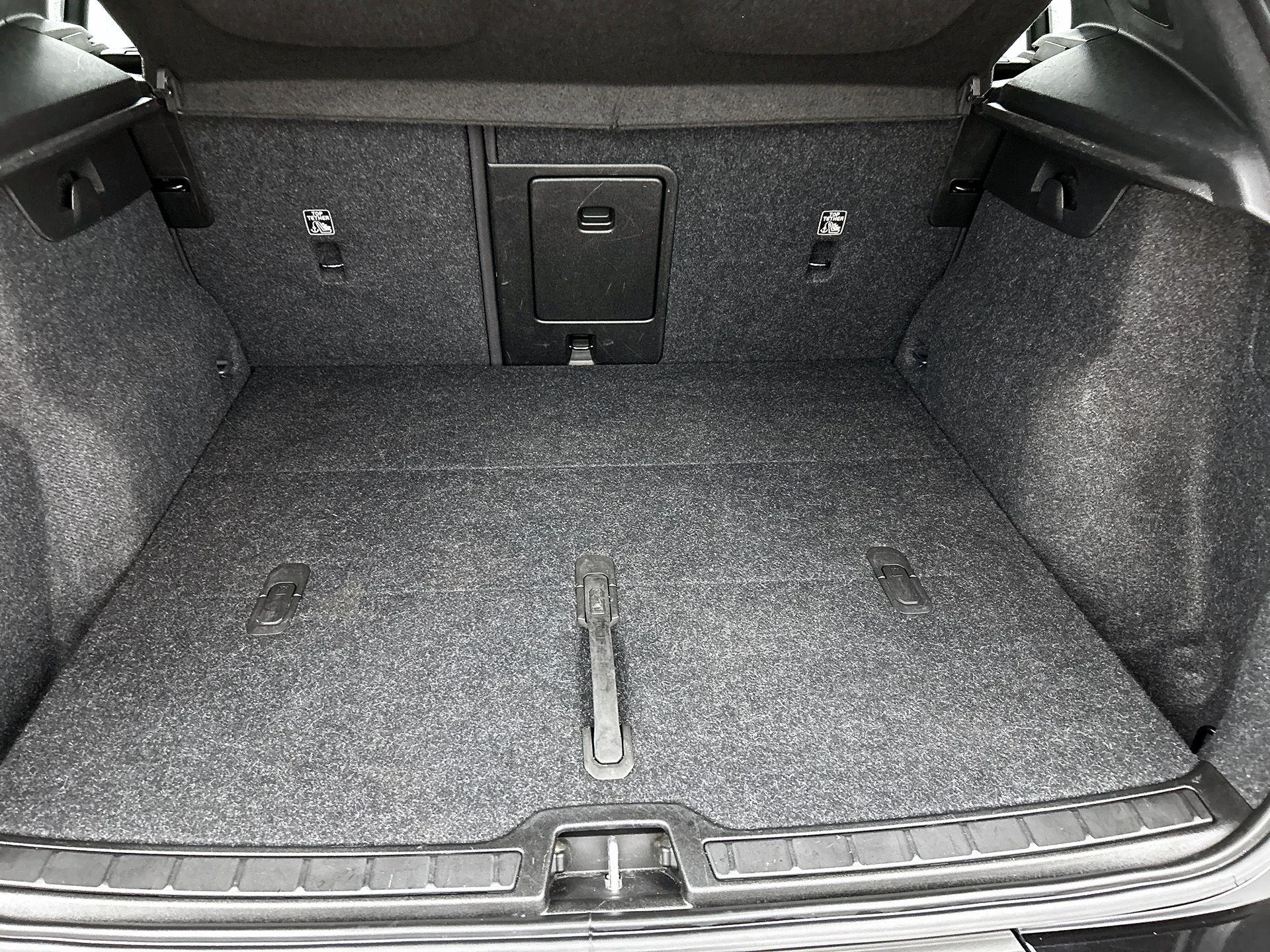 Volvo-XC40-image-16