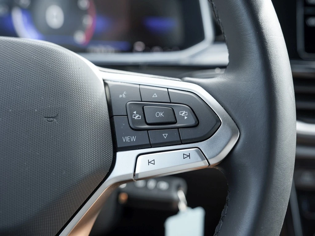 Volkswagen-T-Roc-image-15